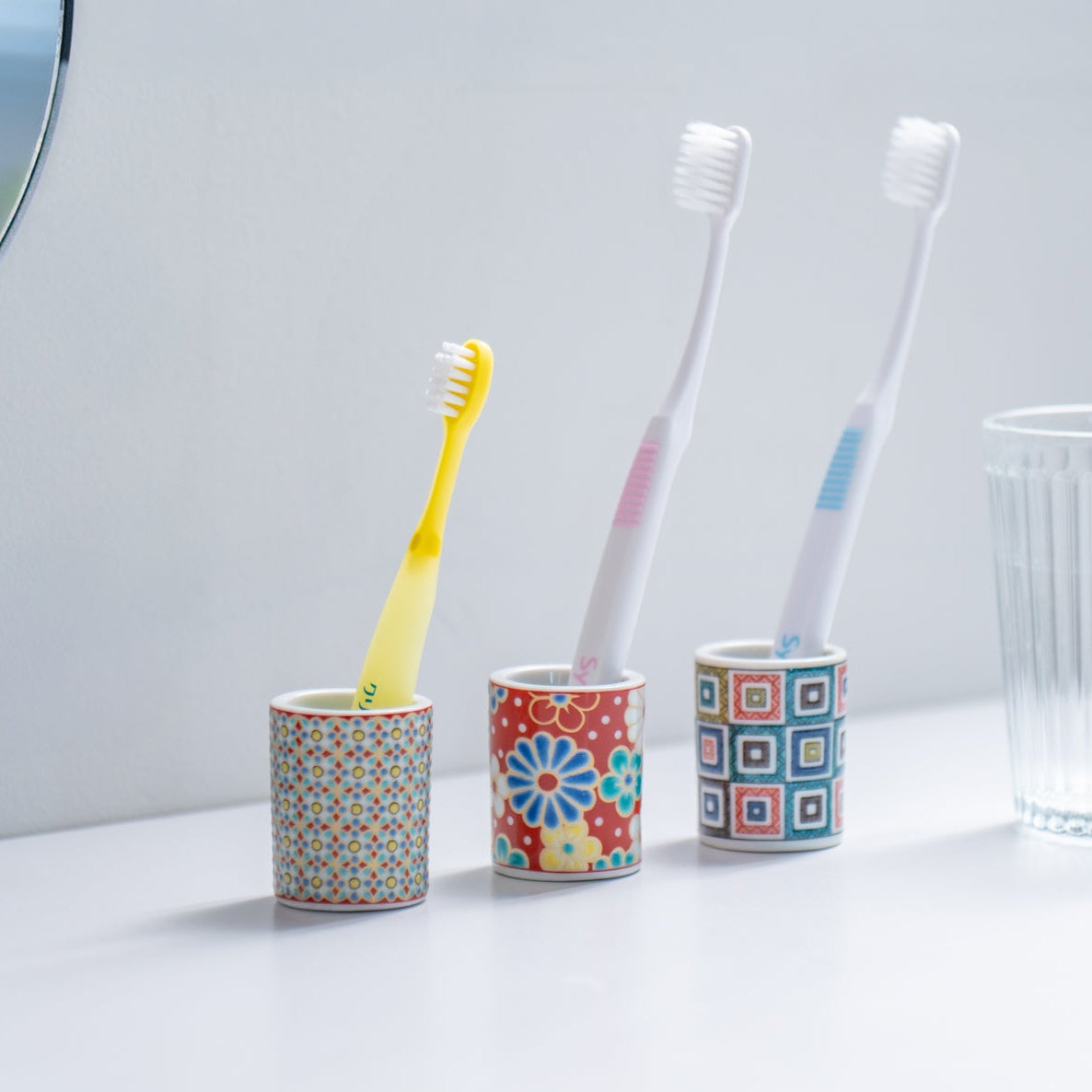 Mini Motifs Toothbrush Stand