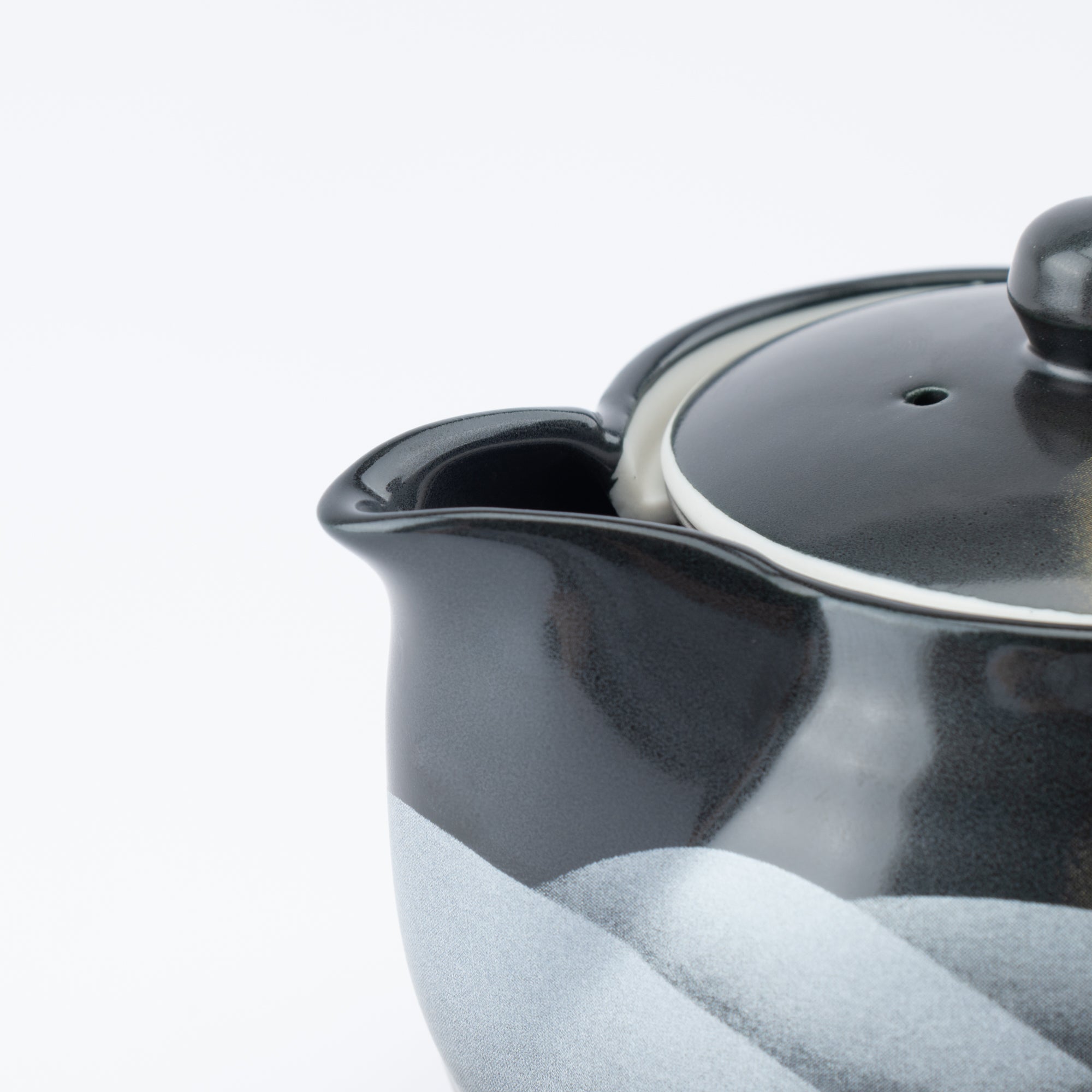 Renzan Mountain Range Japanese Teapot