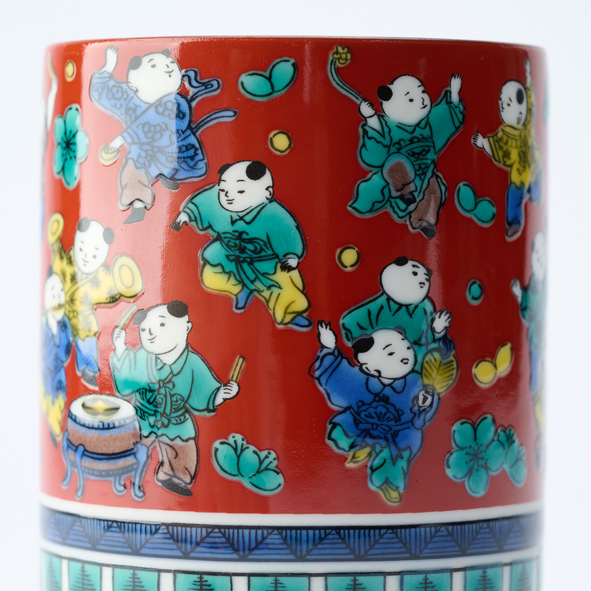 Classic Kutani Yunomi Japanese Teacup
