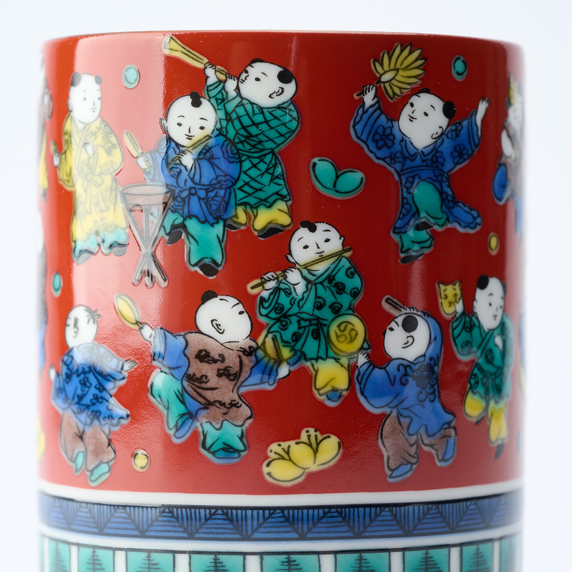 Classic Kutani Yunomi Japanese Teacup