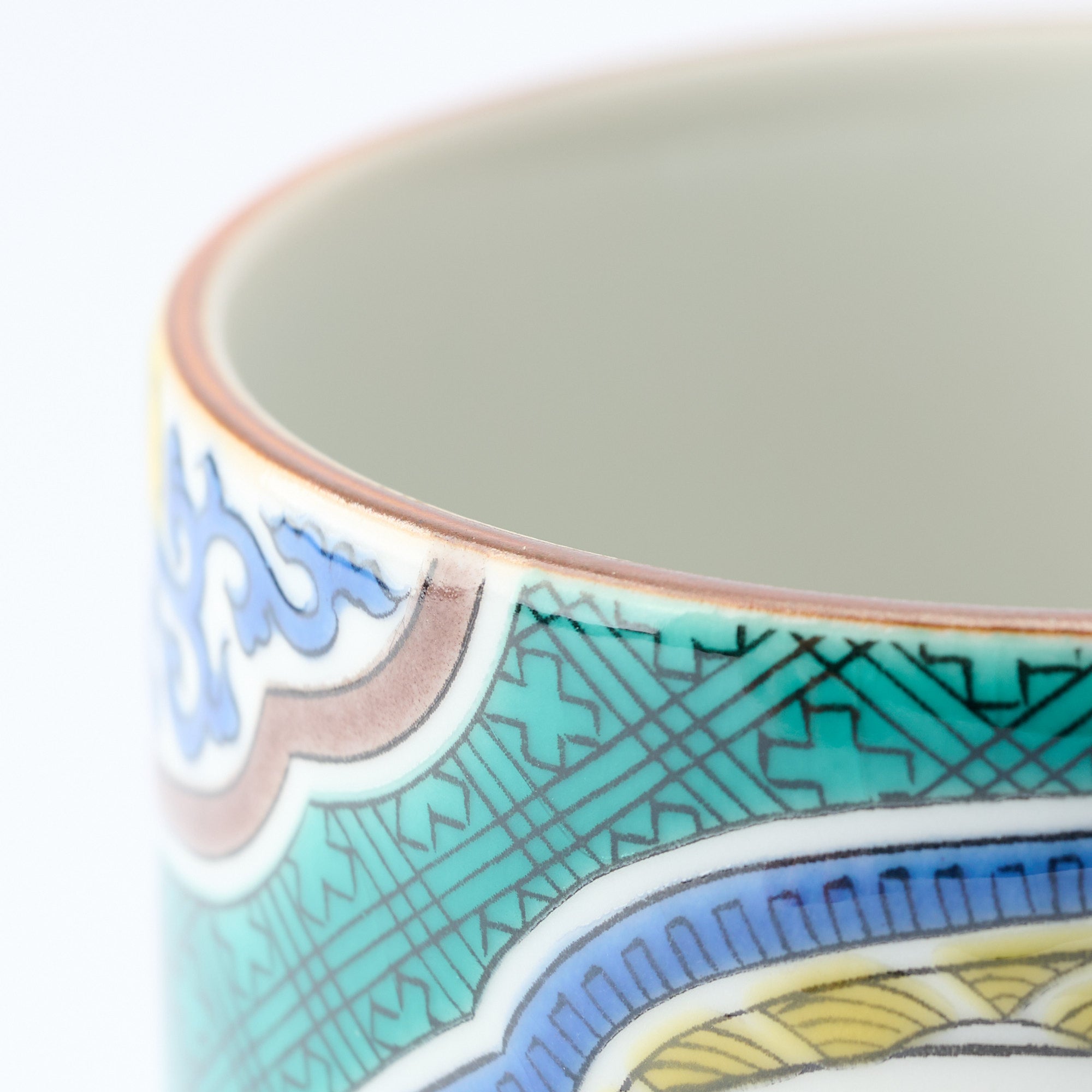 Classic Kutani Yunomi Japanese Teacup