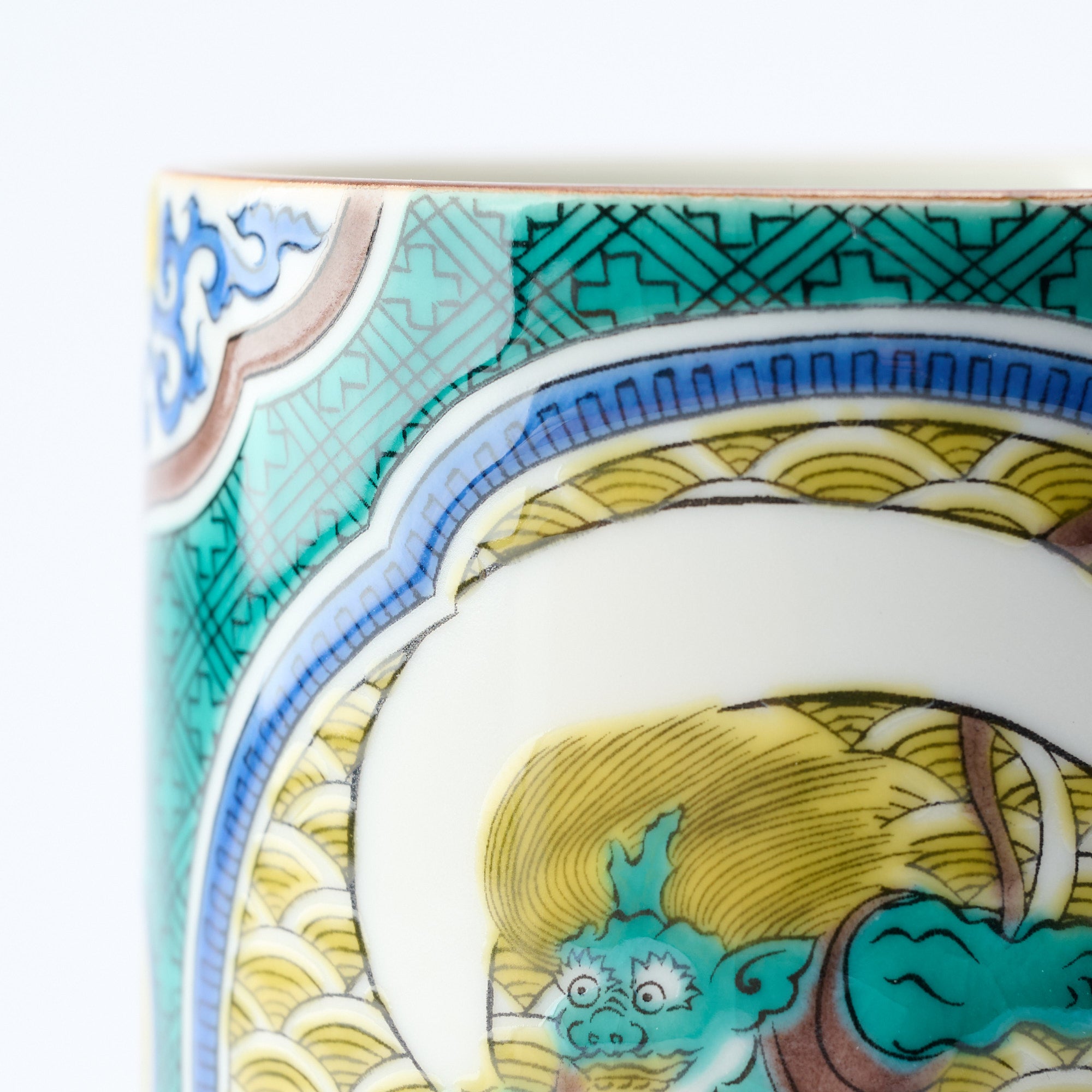 Classic Kutani Yunomi Japanese Teacup
