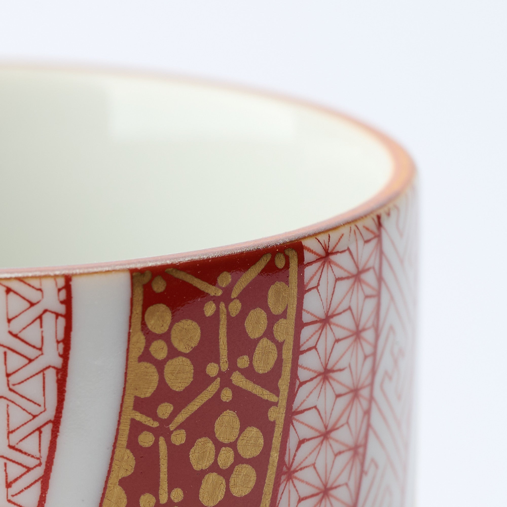 Classic Kutani Yunomi Japanese Teacup