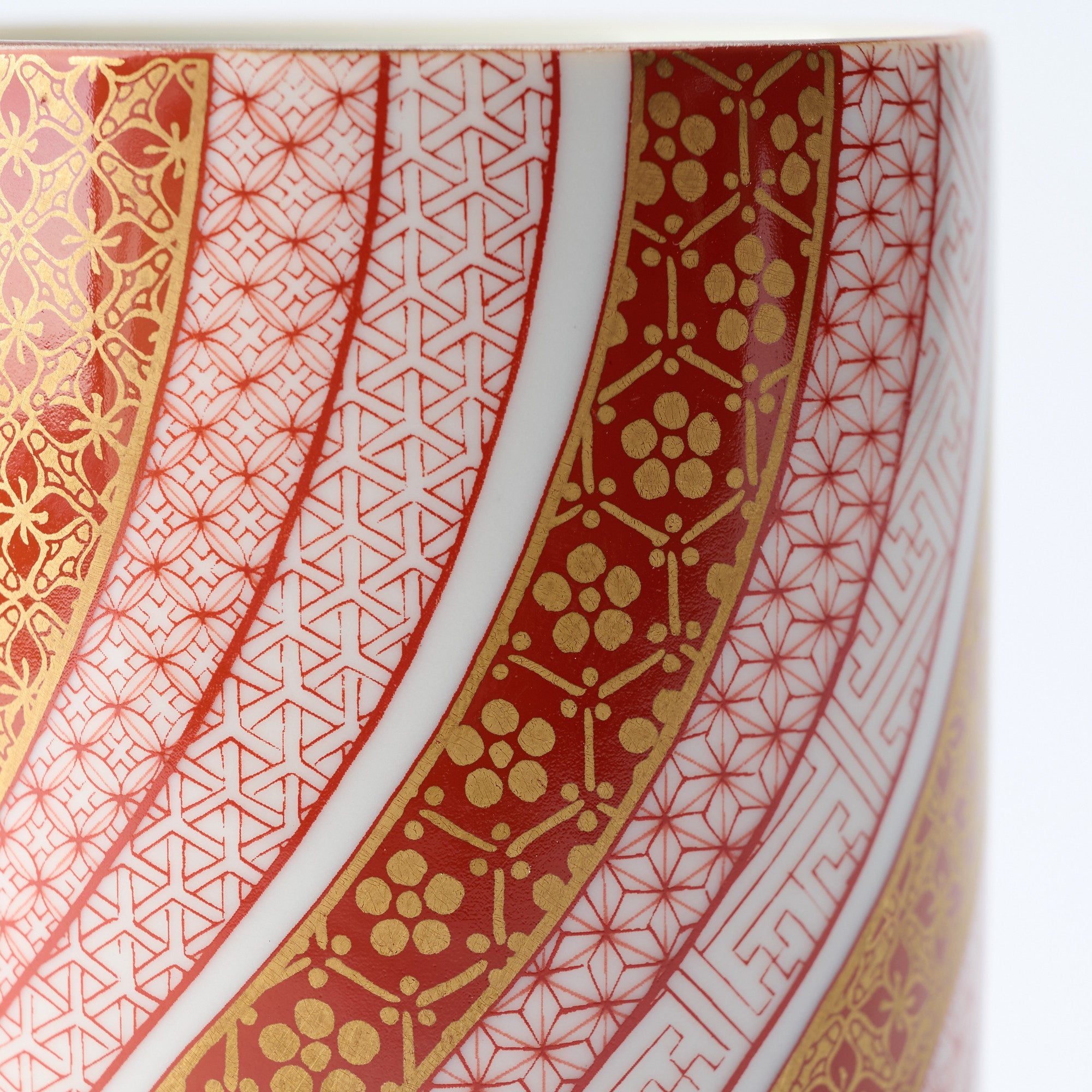 Classic Kutani Yunomi Japanese Teacup