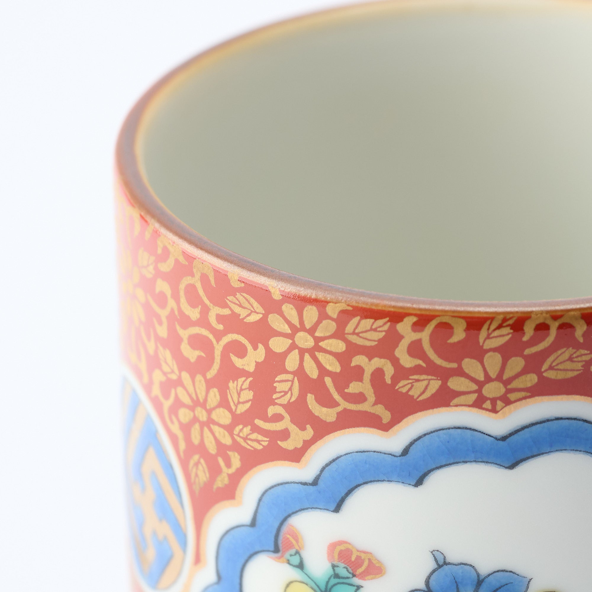 Classic Kutani Yunomi Japanese Teacup