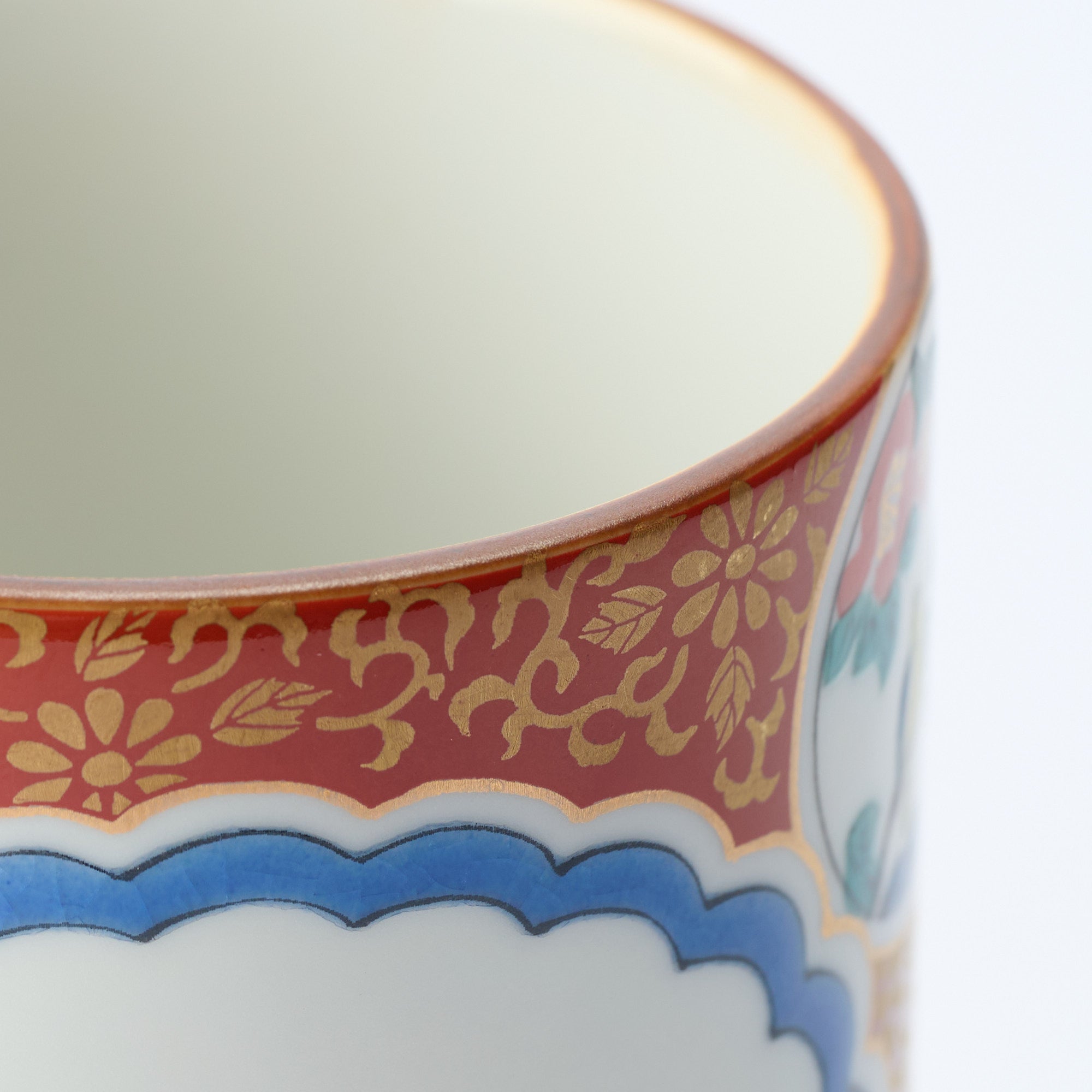 Classic Kutani Yunomi Japanese Teacup