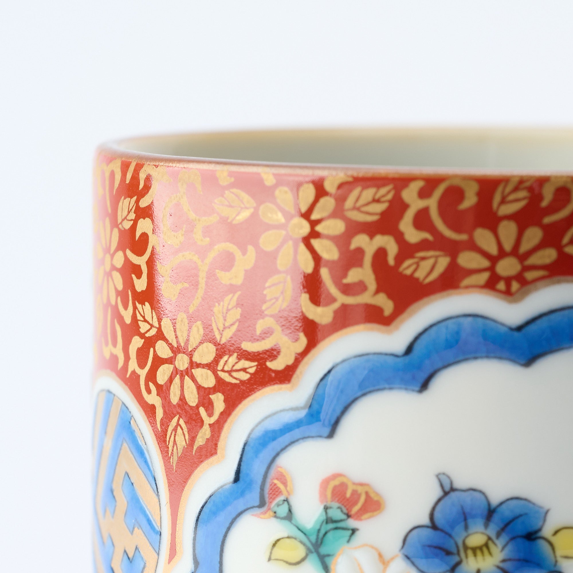 Classic Kutani Yunomi Japanese Teacup