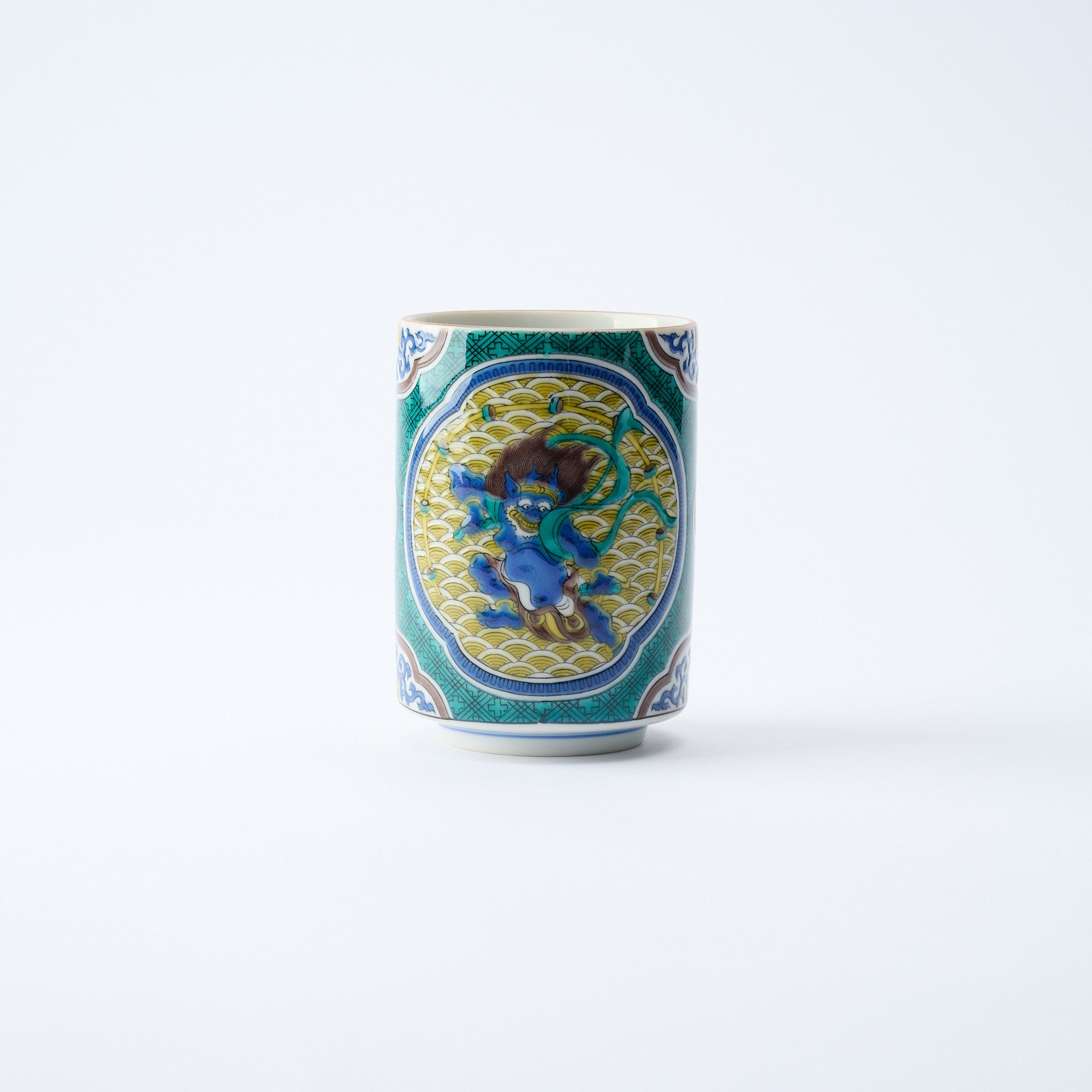 Classic Kutani Yunomi Japanese Teacup