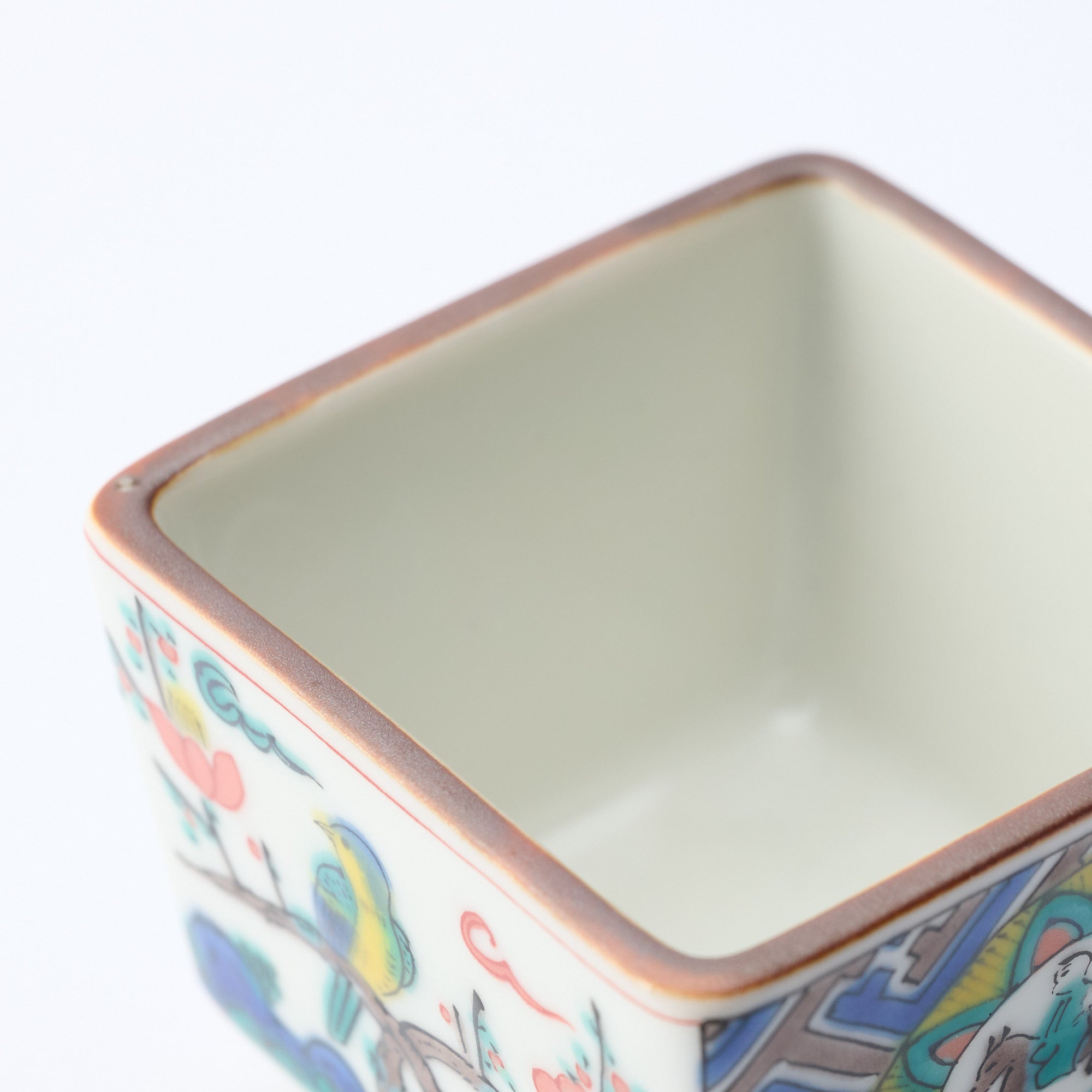 Jidai Kutani Ochoko Sake Cup Set