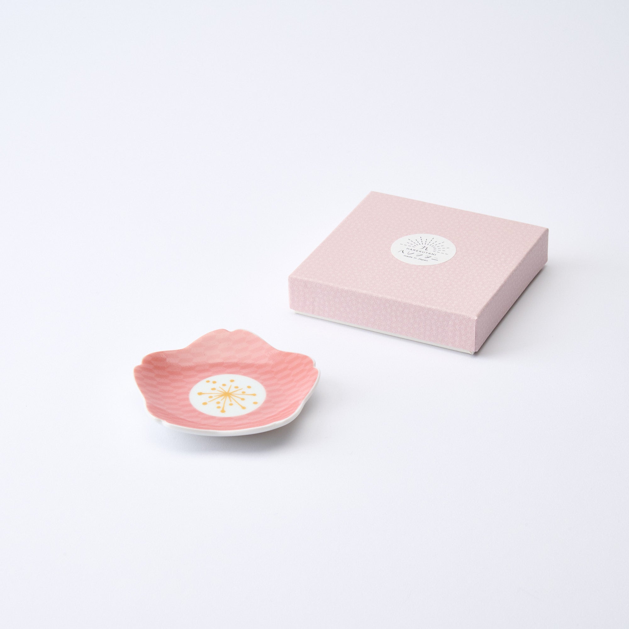 Sakura Shaped Sauce Plate - JAPAN KUTANI SHOP