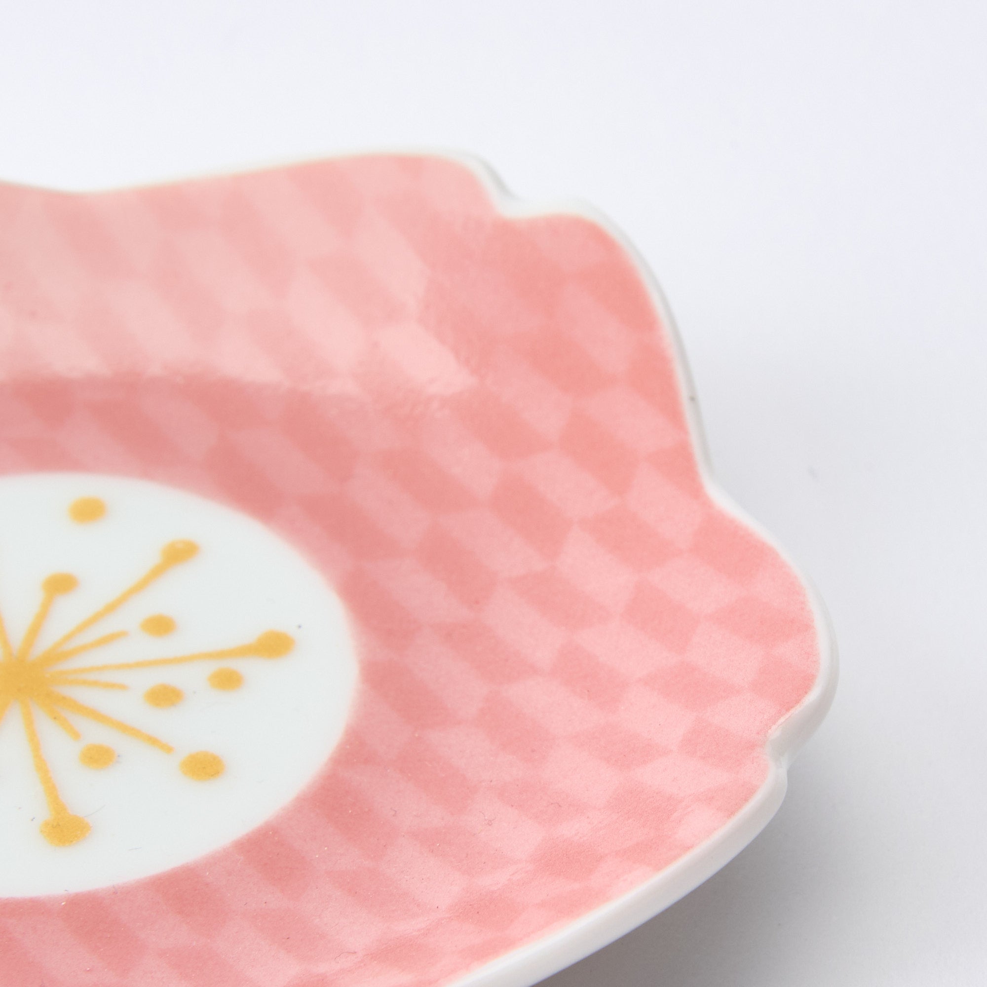 Sakura Shaped Sauce Plate - JAPAN KUTANI SHOP