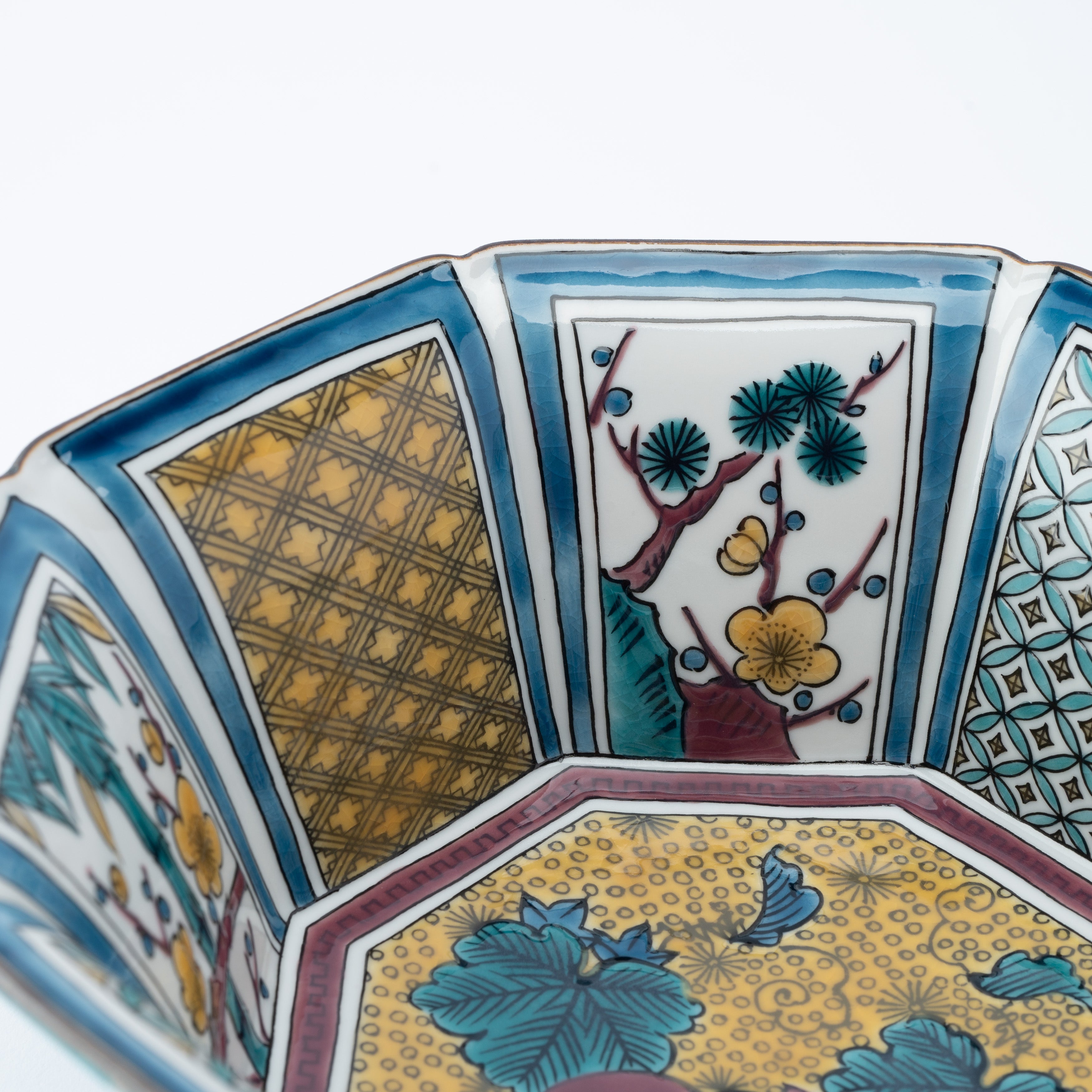 Yoshidaya Foliage and Florals Medium Bowl - JAPAN KUTANI SHOP