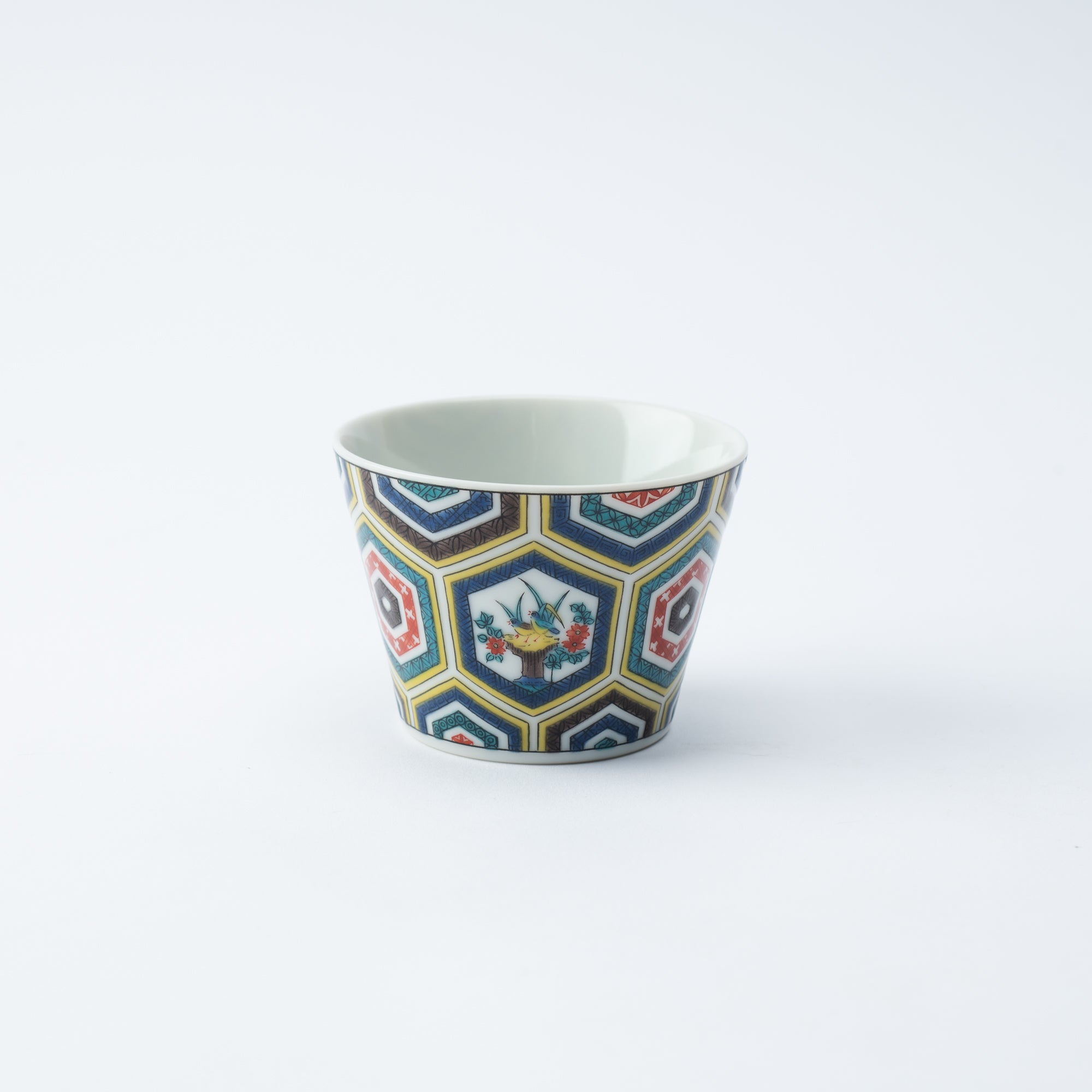 Classic Palette Guinomi Sake Cup - JAPAN KUTANI SHOP