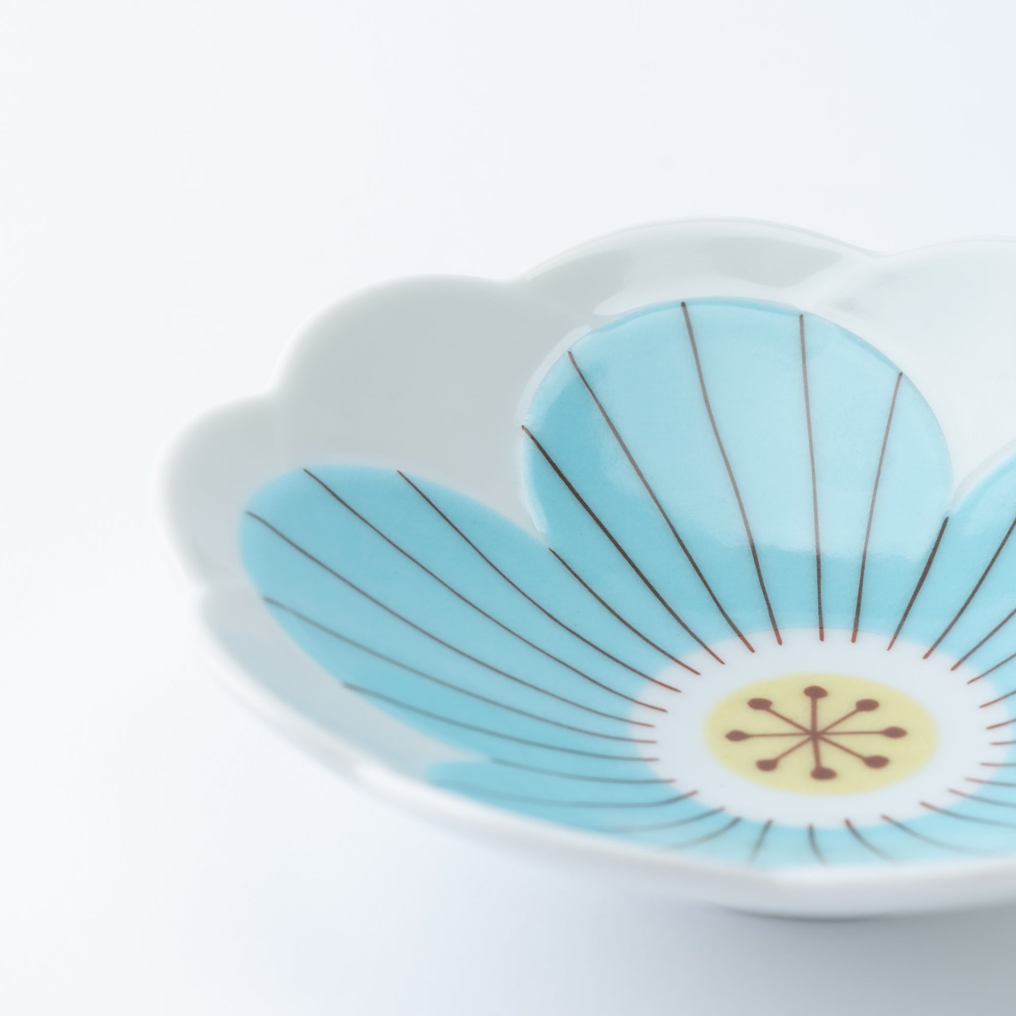 Blooming Flower Medium Bowl