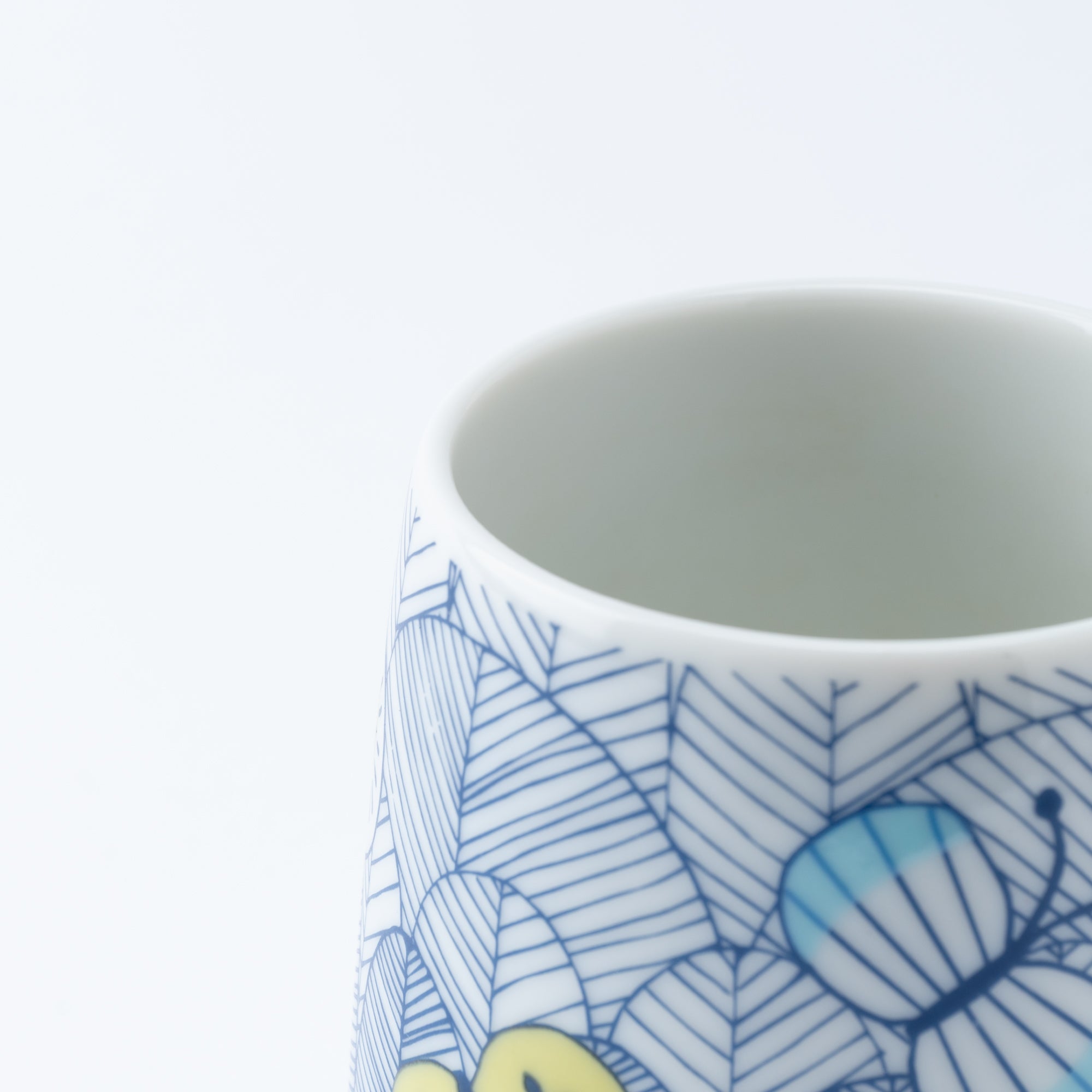 Flying Friends Mug - JAPAN KUTANI SHOP