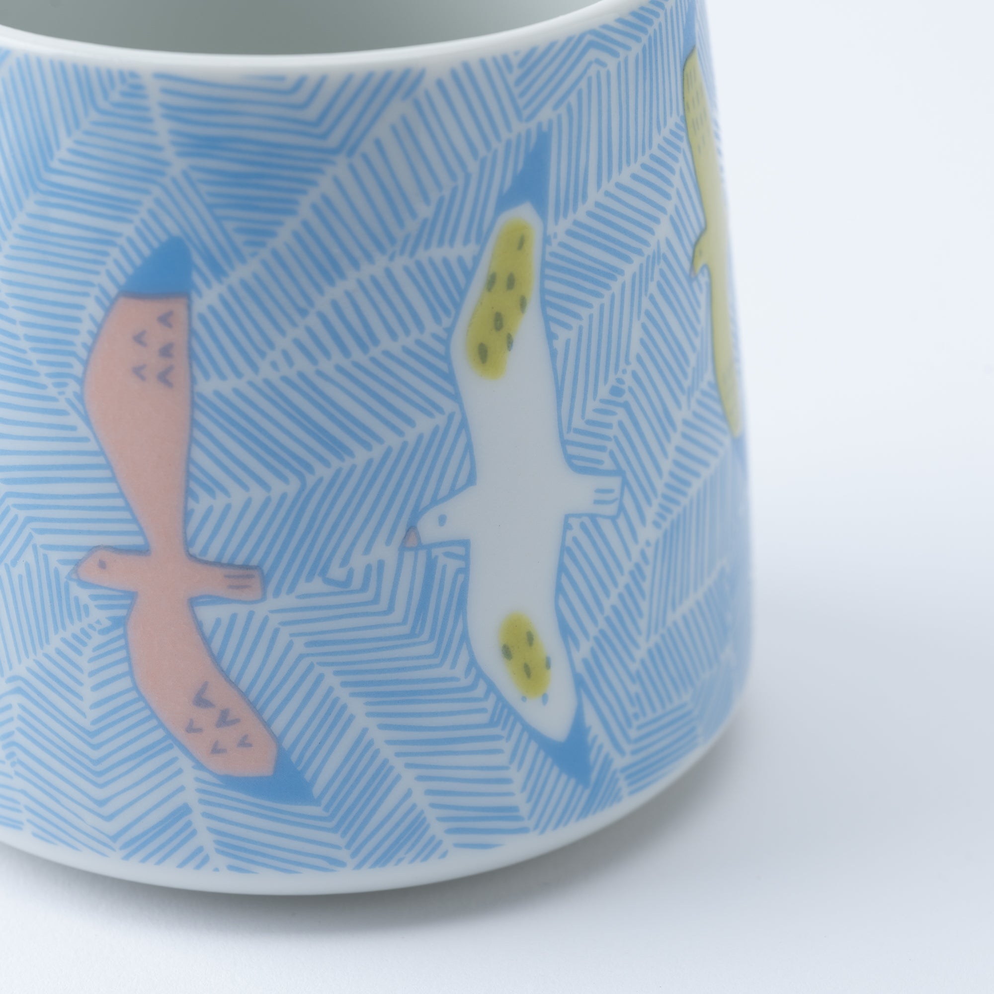 Flying Friends Mug - JAPAN KUTANI SHOP