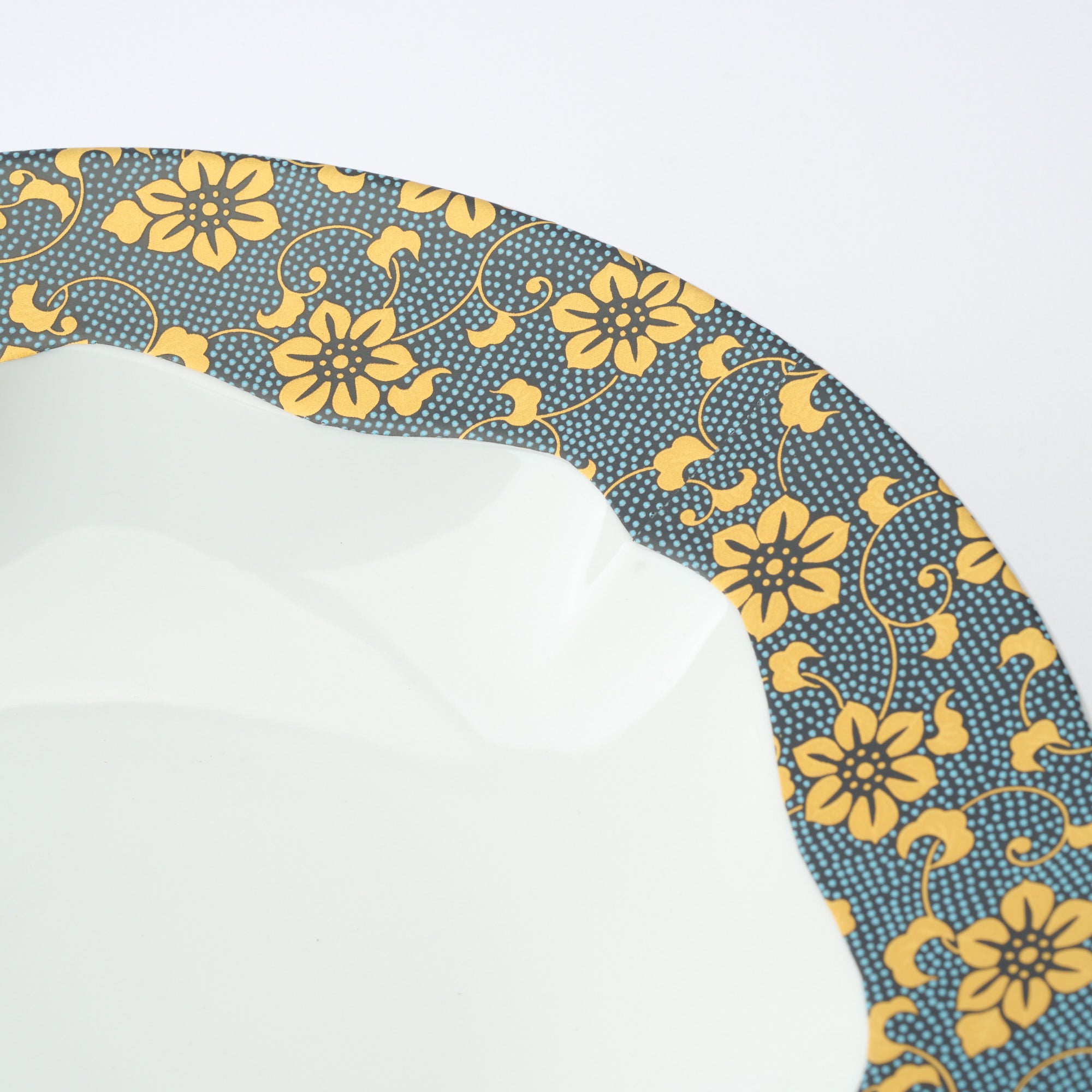 Golden Clematis Aochibu Deep Dinner Plate - JAPAN KUTANI SHOP