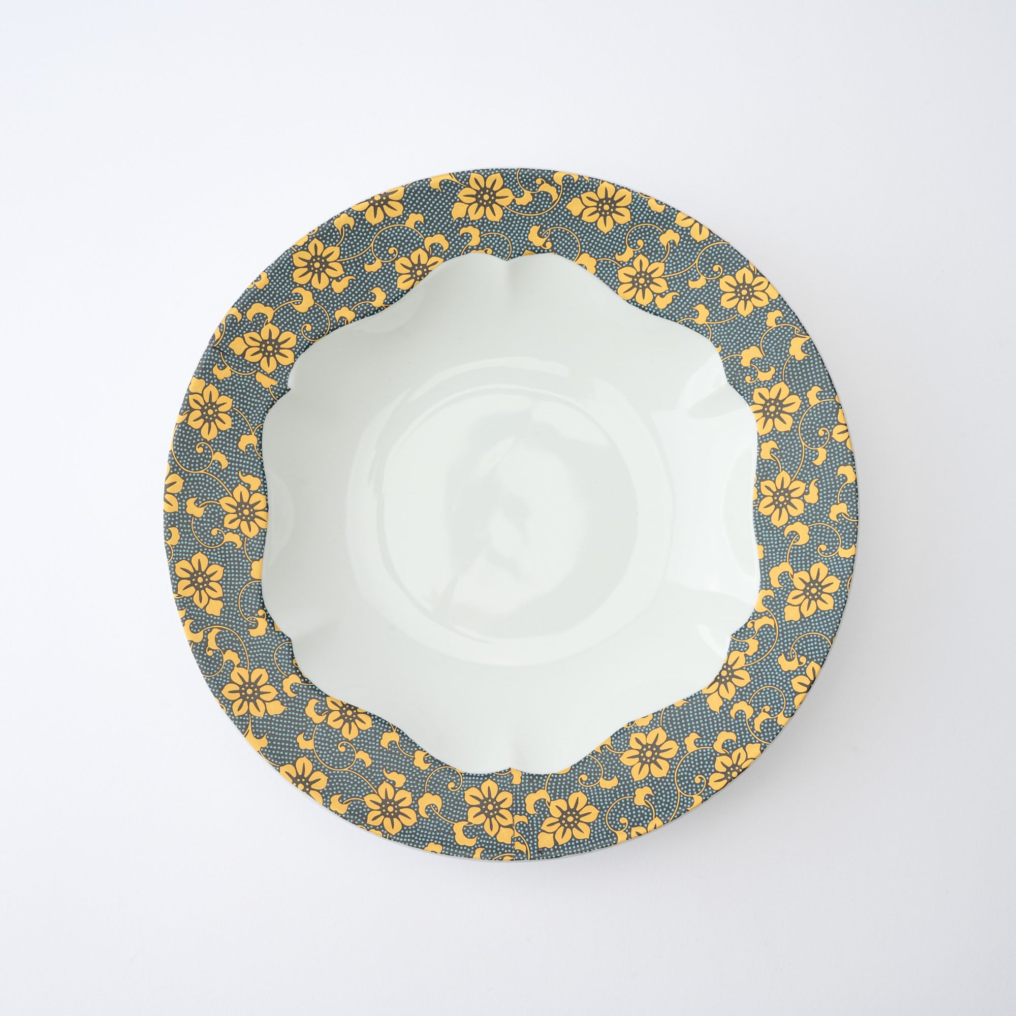 Golden Clematis Aochibu Deep Dinner Plate - JAPAN KUTANI SHOP