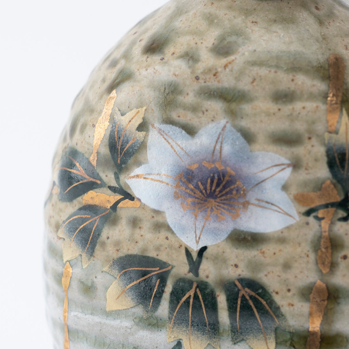 White Clematis Sake Set - JAPAN KUTANI SHOP