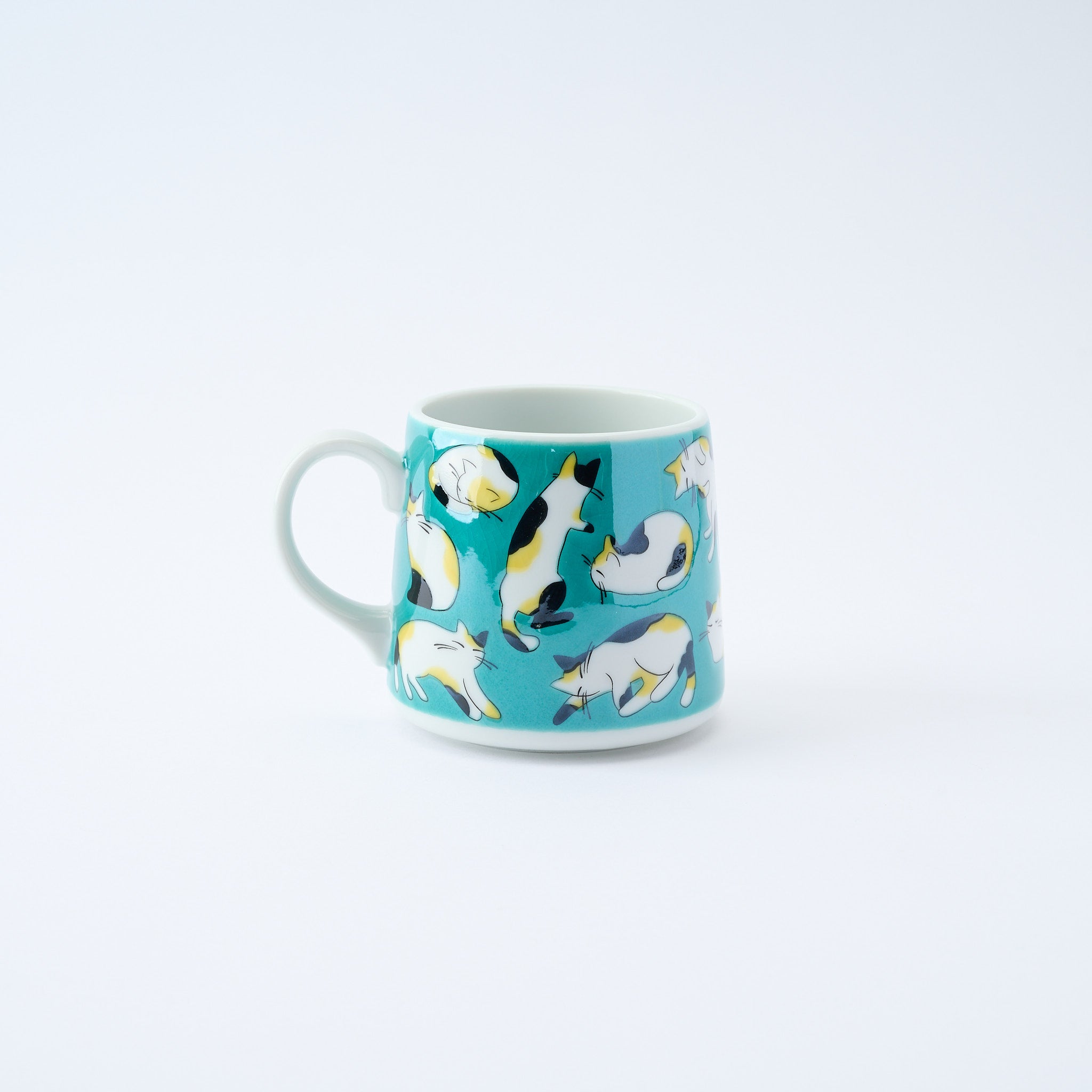 Playful Calico Cat Mug - JAPAN KUTANI SHOP
