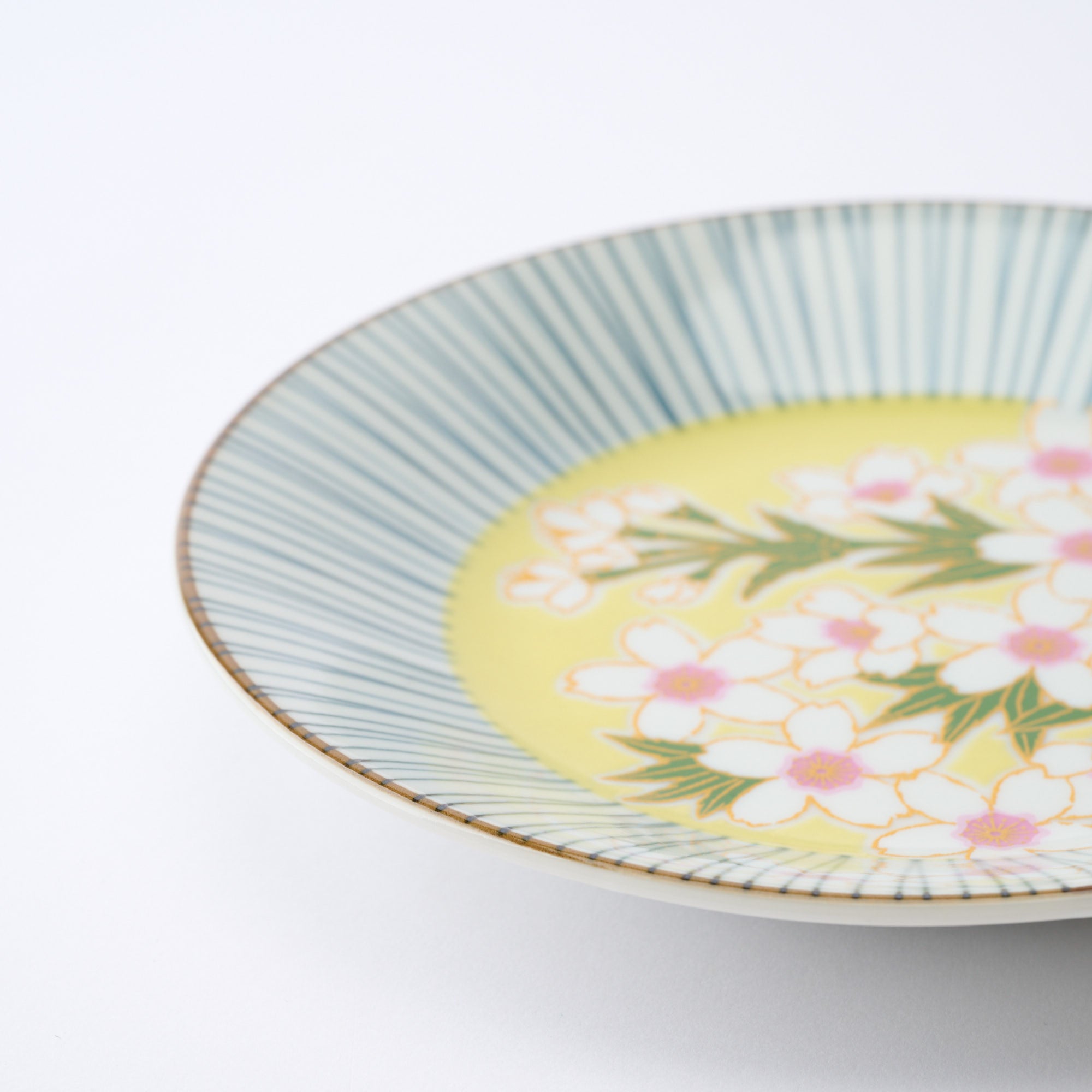 Joyful Flowers Side Plate Set - JAPAN KUTANI SHOP