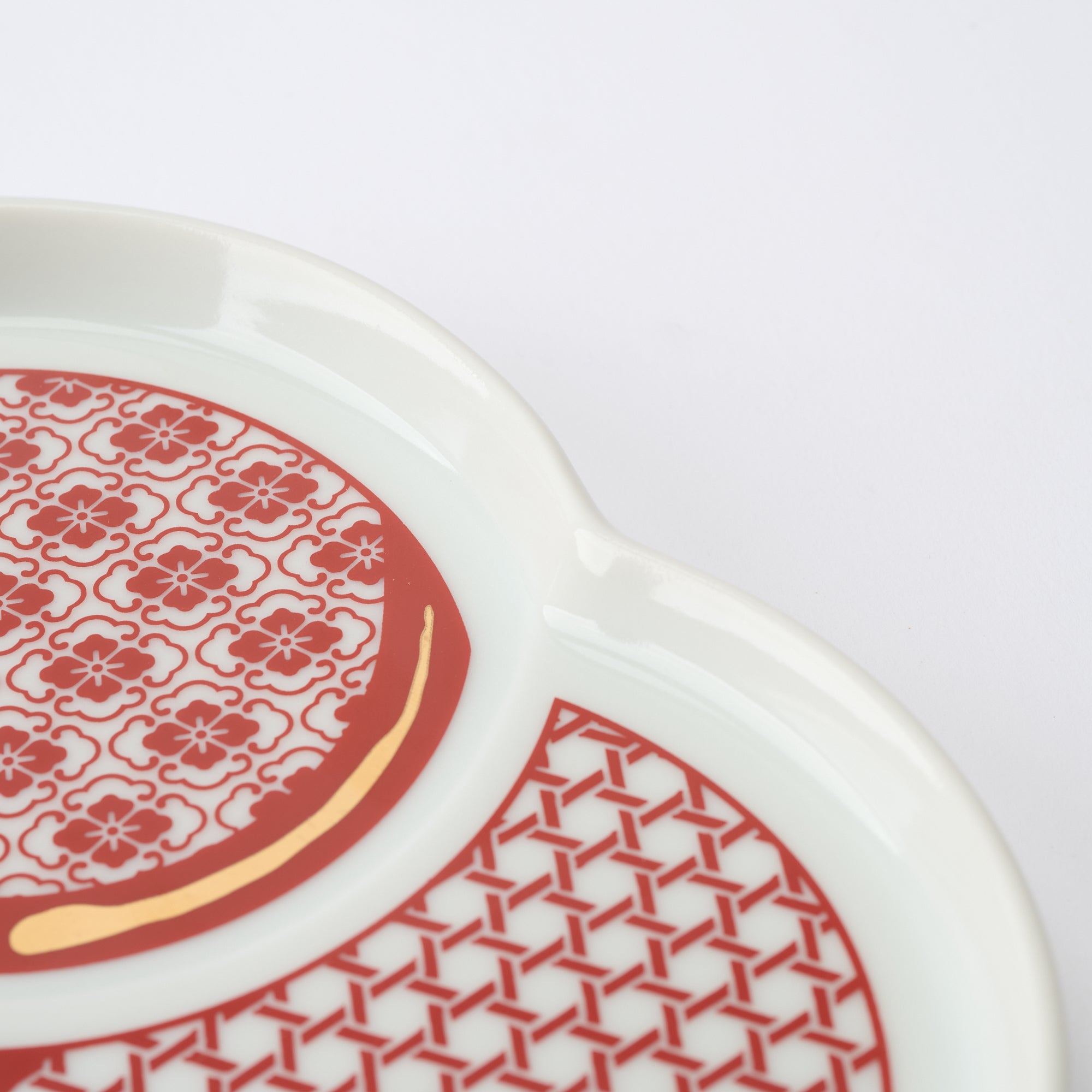 Auspicious Tomoe Side Plate - JAPAN KUTANI SHOP