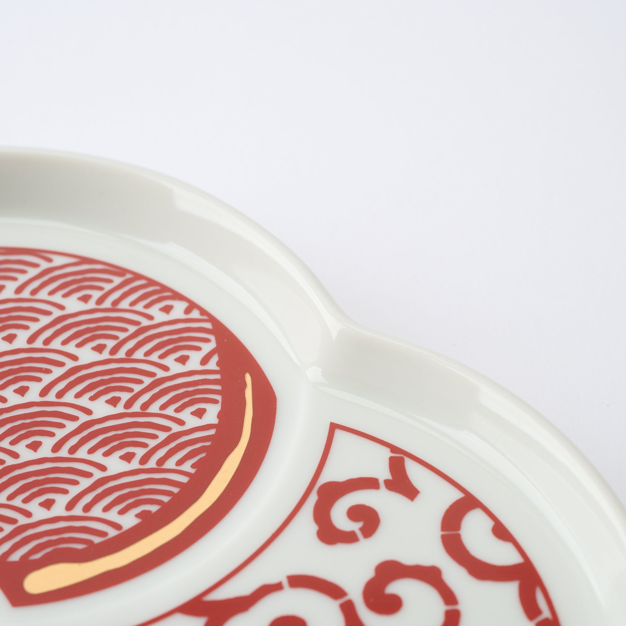 Auspicious Tomoe Side Plate - JAPAN KUTANI SHOP