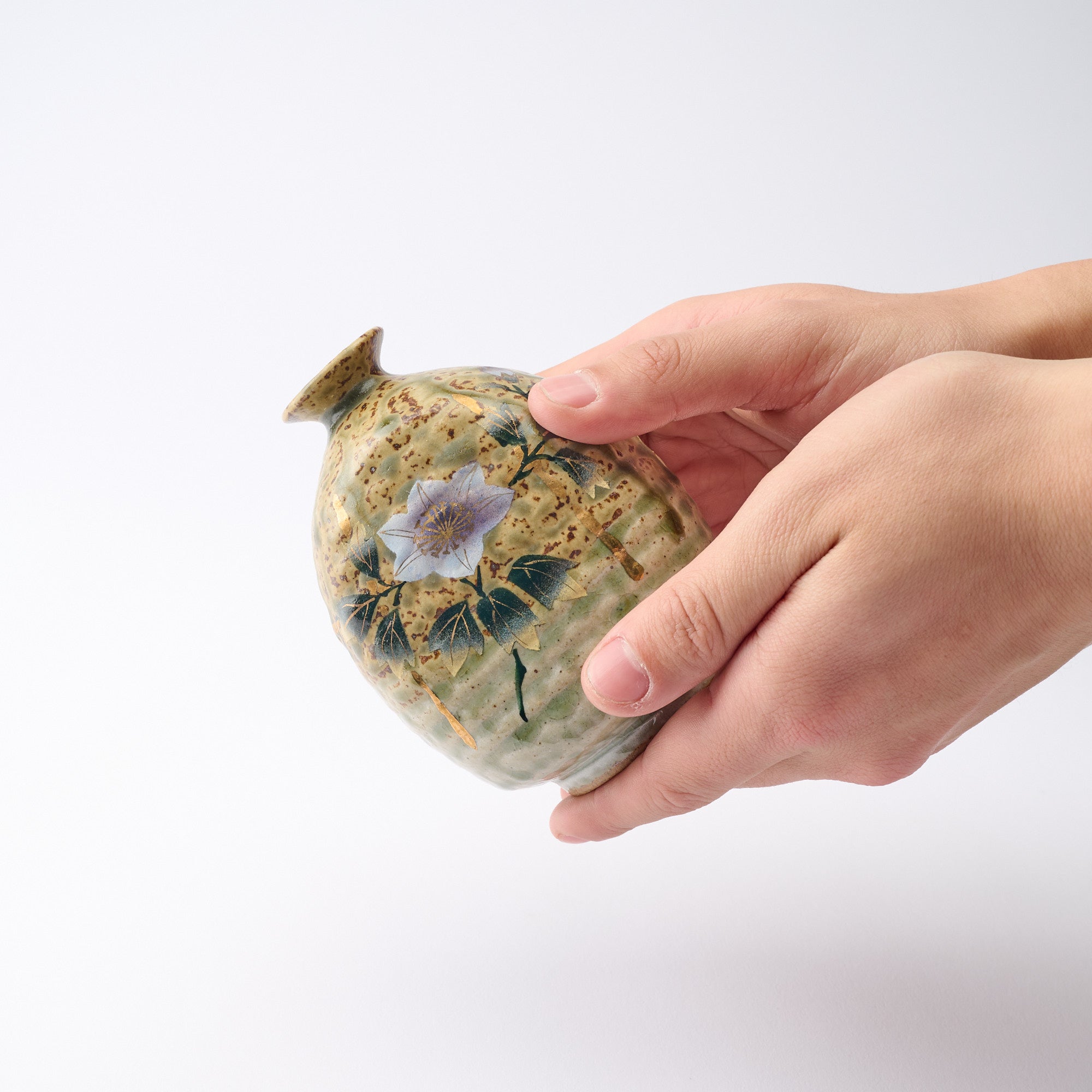 White Clematis Sake Set - JAPAN KUTANI SHOP