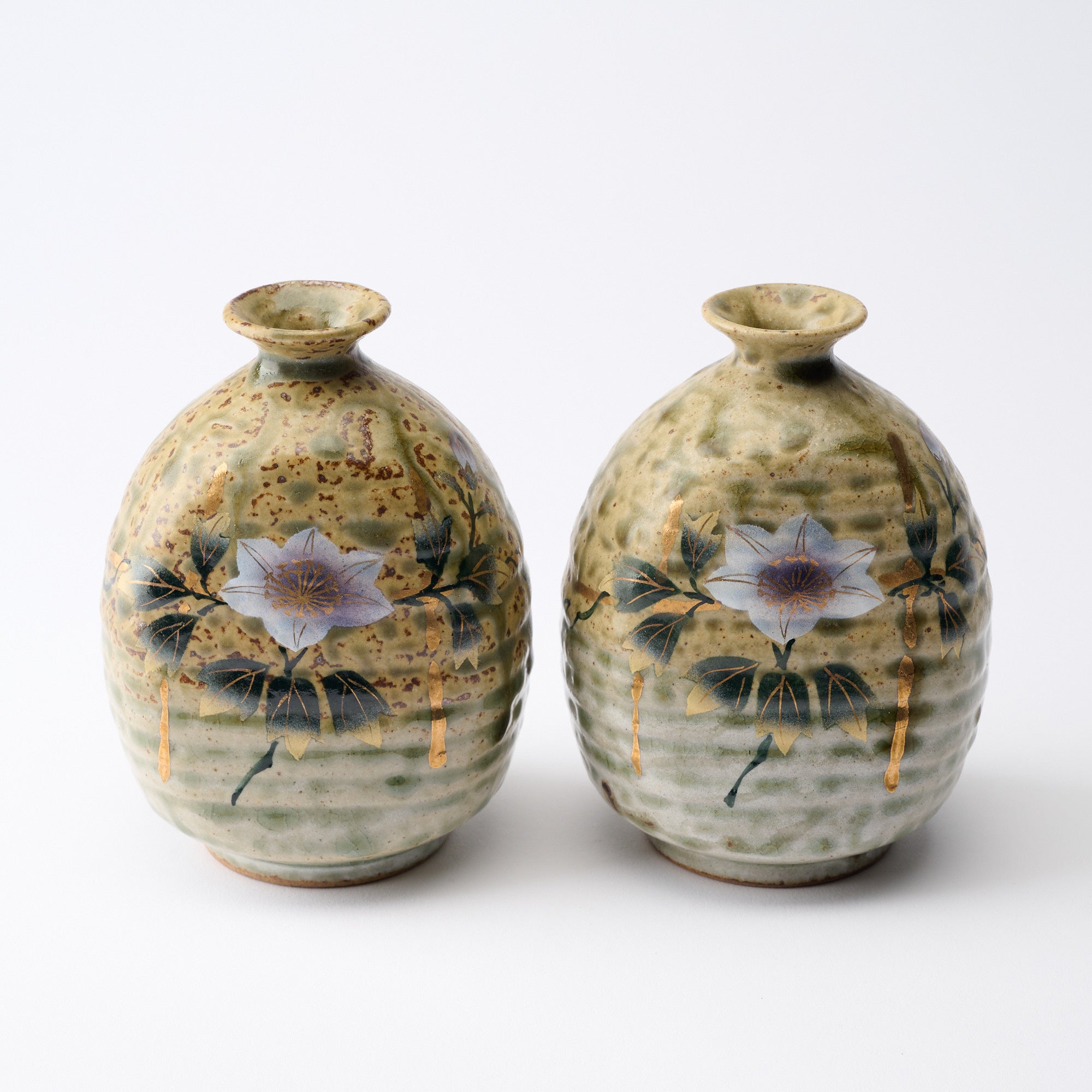 White Clematis Sake Set - JAPAN KUTANI SHOP