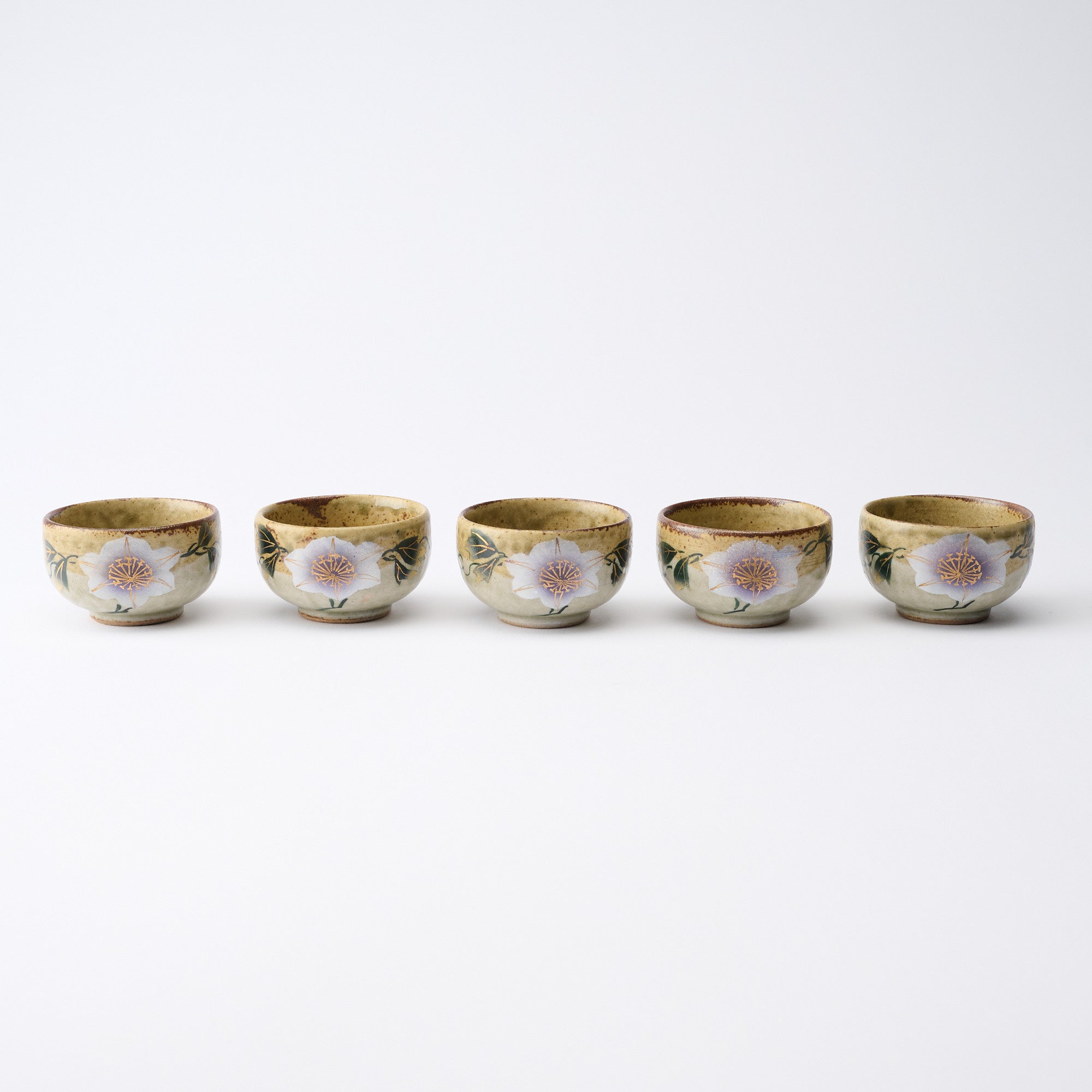 White Clematis Sake Set - JAPAN KUTANI SHOP