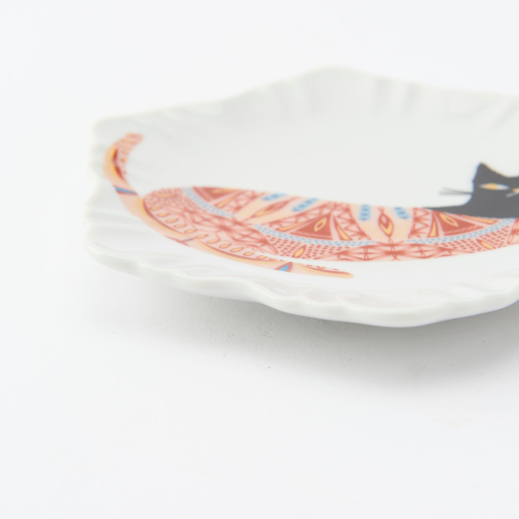 Red Motif Hexagonal Sauce Plate