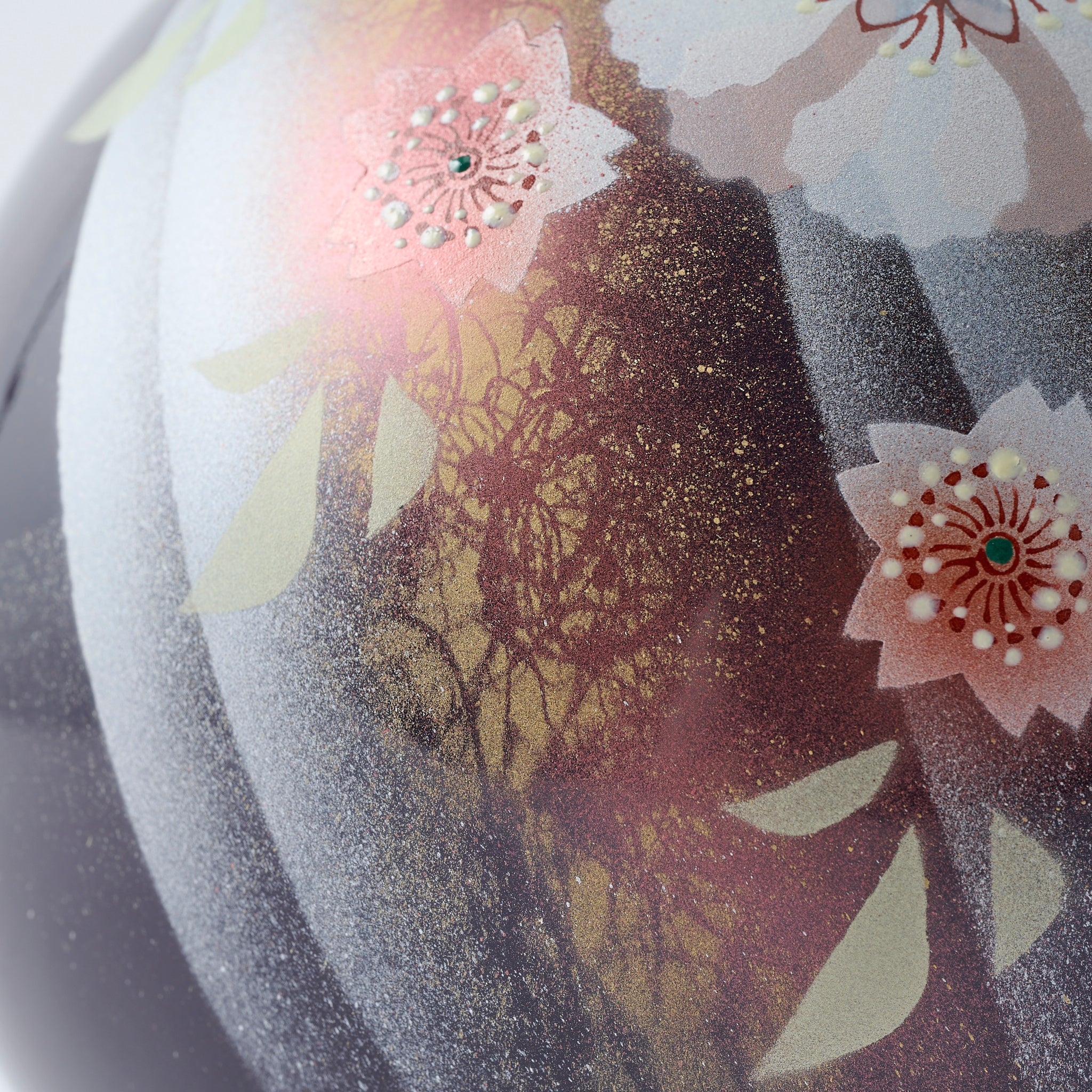 Sunlit Dance of Flowers Flower Vase - JAPAN KUTANI SHOP