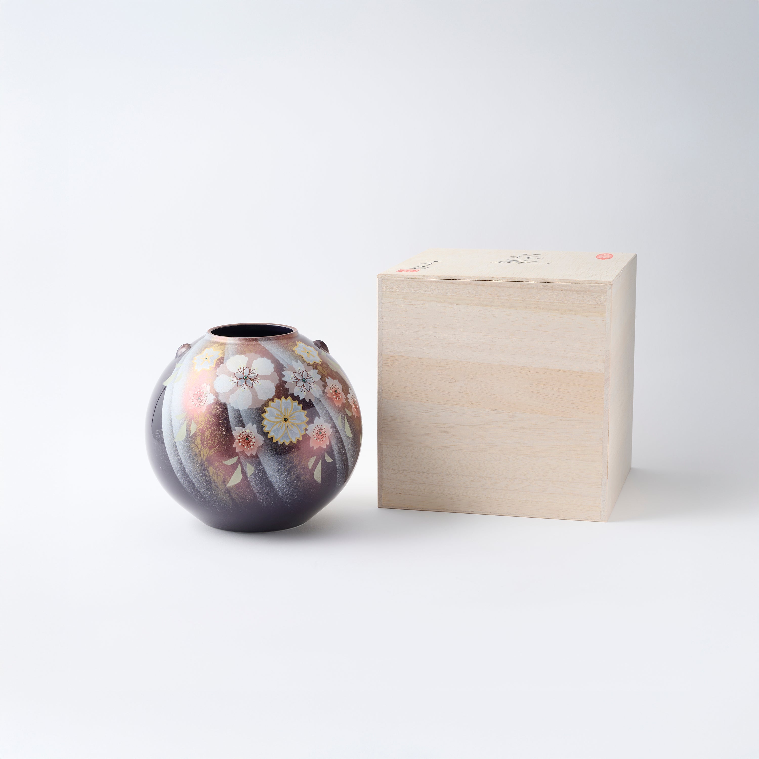 Sunlit Dance of Flowers Flower Vase - JAPAN KUTANI SHOP