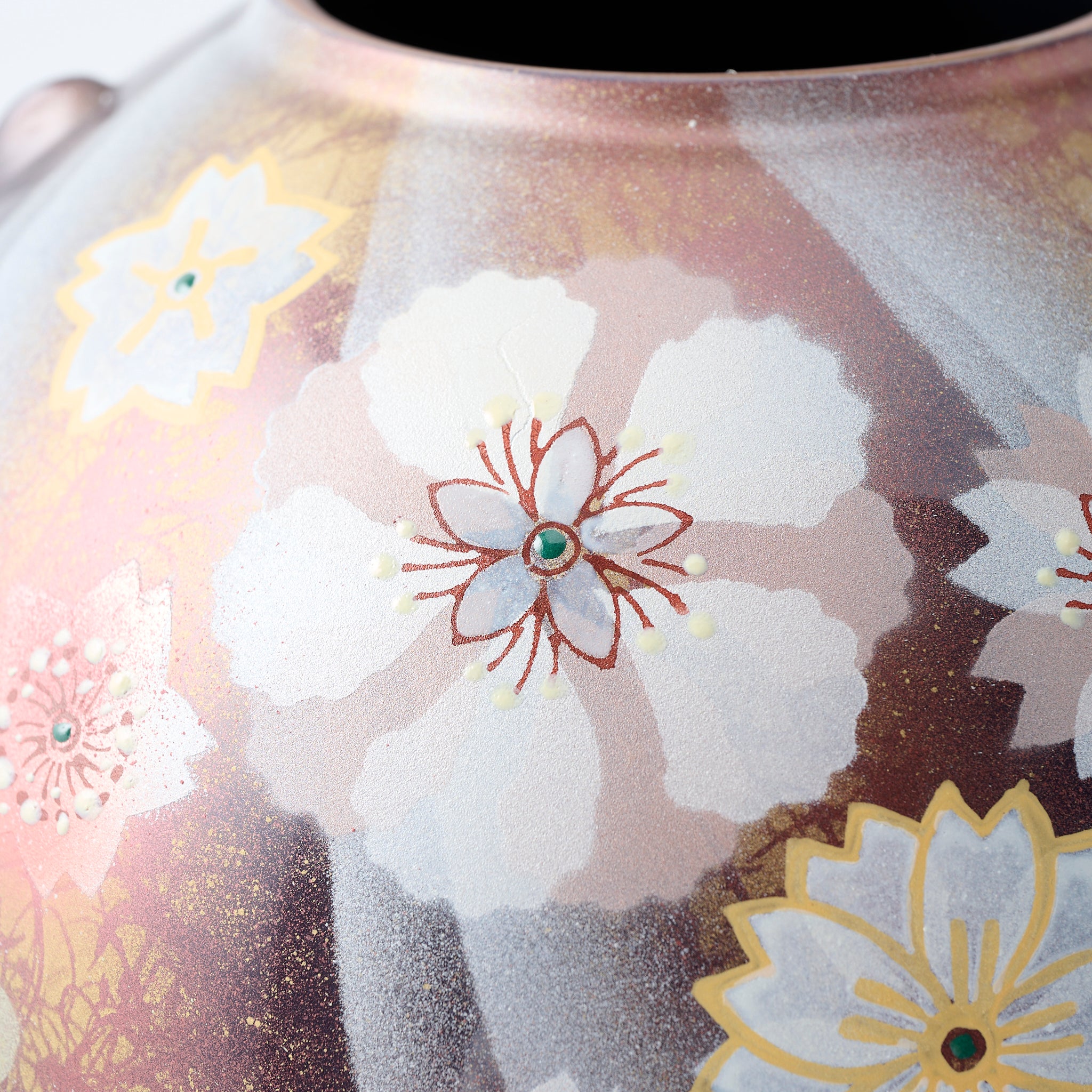 Sunlit Dance of Flowers Flower Vase - JAPAN KUTANI SHOP