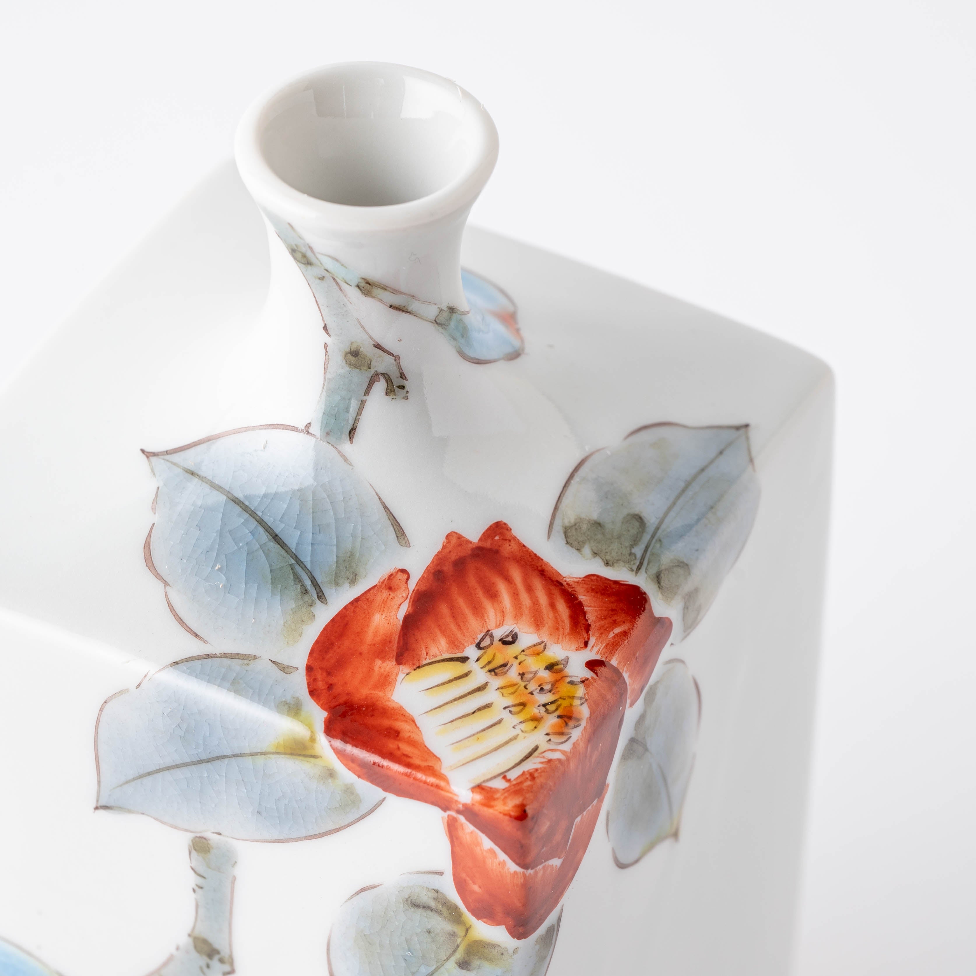 Delicate Camellia Flower Vase - JAPAN KUTANI SHOP