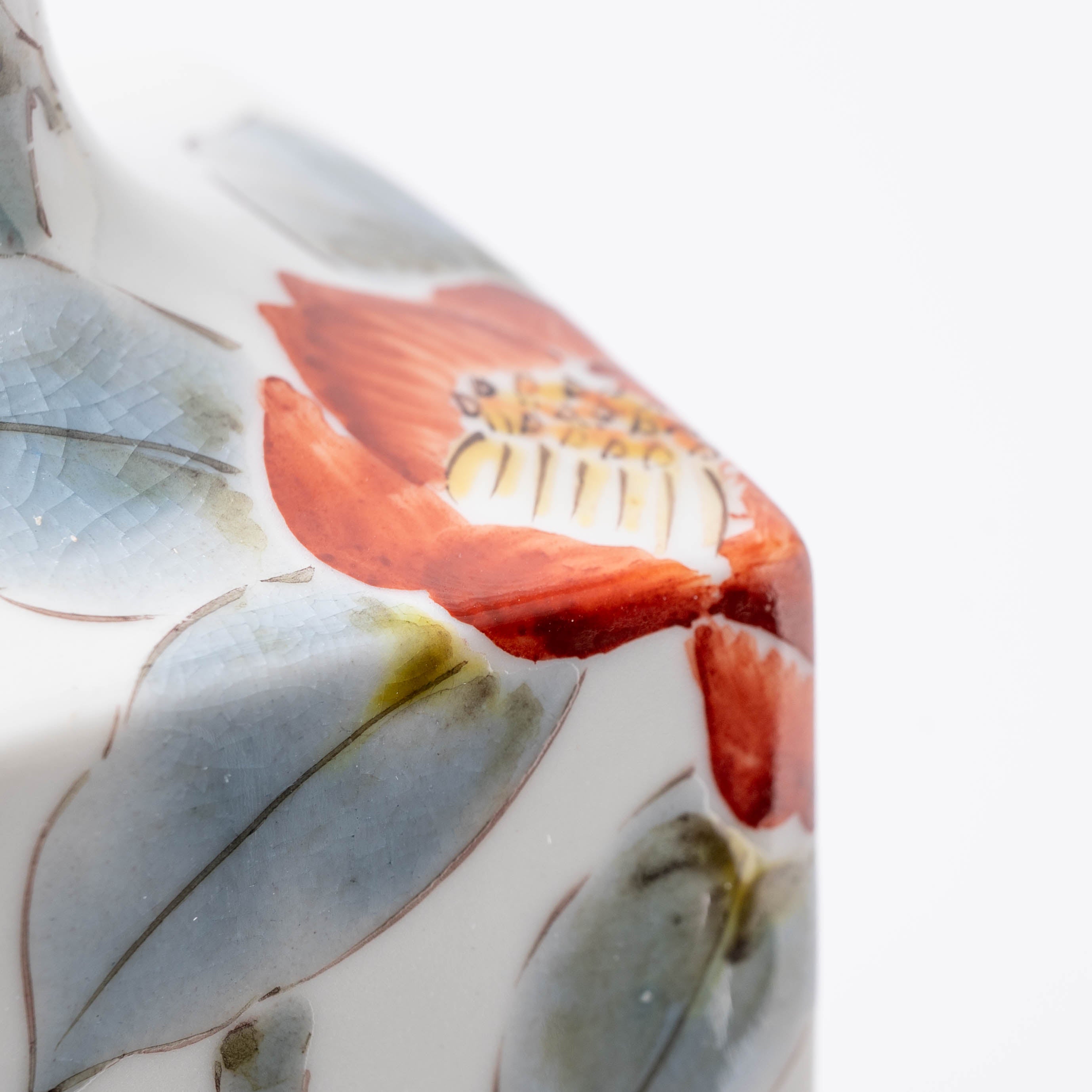 Delicate Camellia Flower Vase - JAPAN KUTANI SHOP