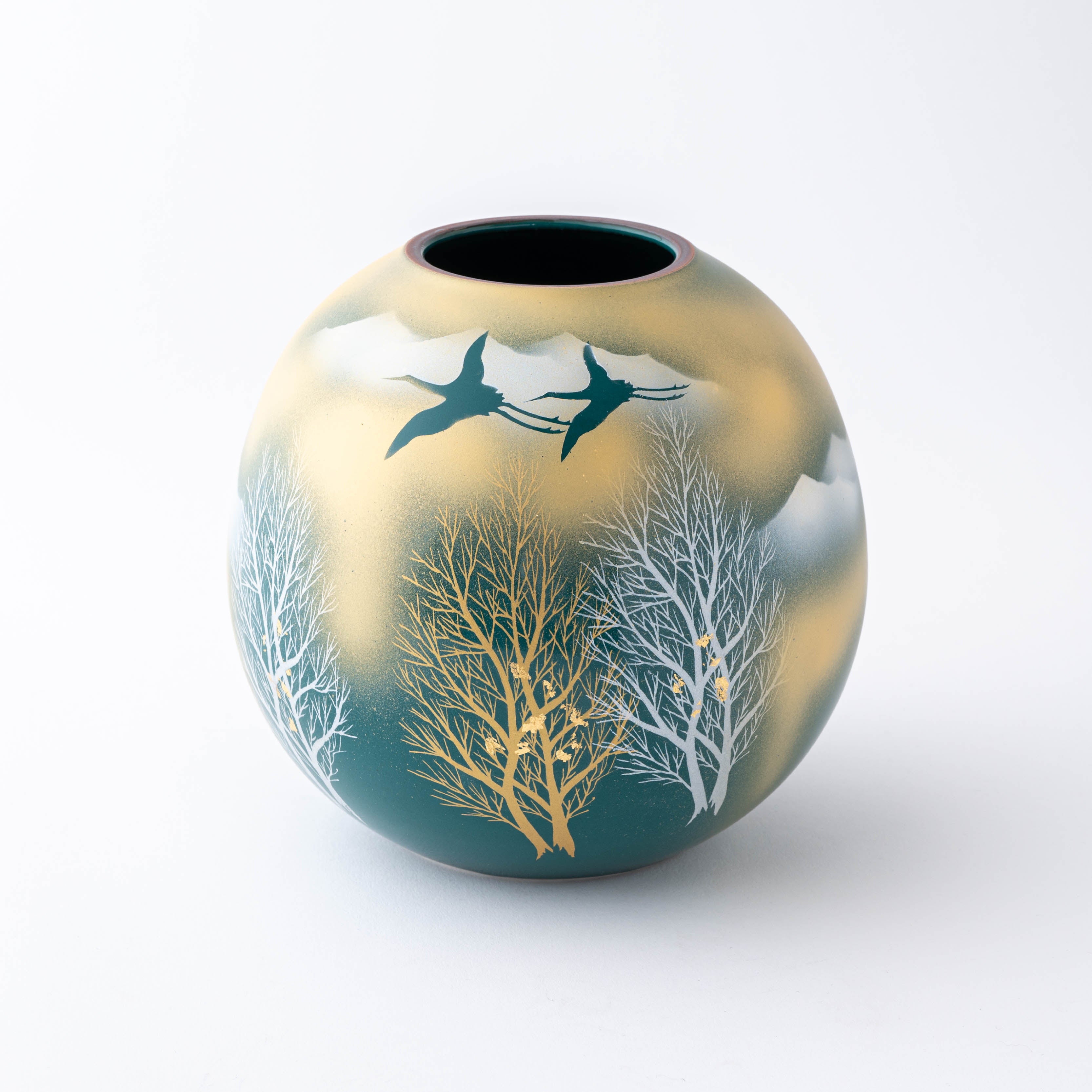 Crane and Misty Mountain Round Japanese Flower Vase - JAPAN KUTANI SHOP