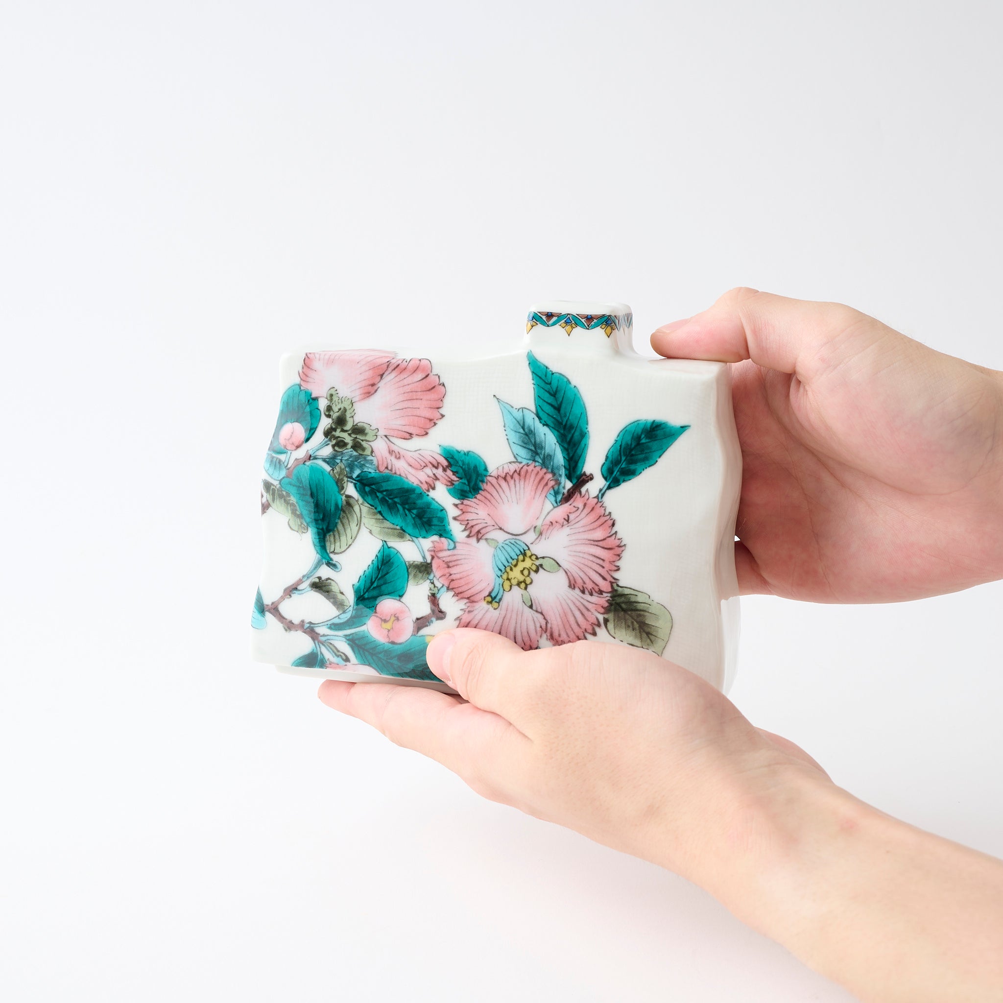 Camellia Rectangular Flower Vase - JAPAN KUTANI SHOP