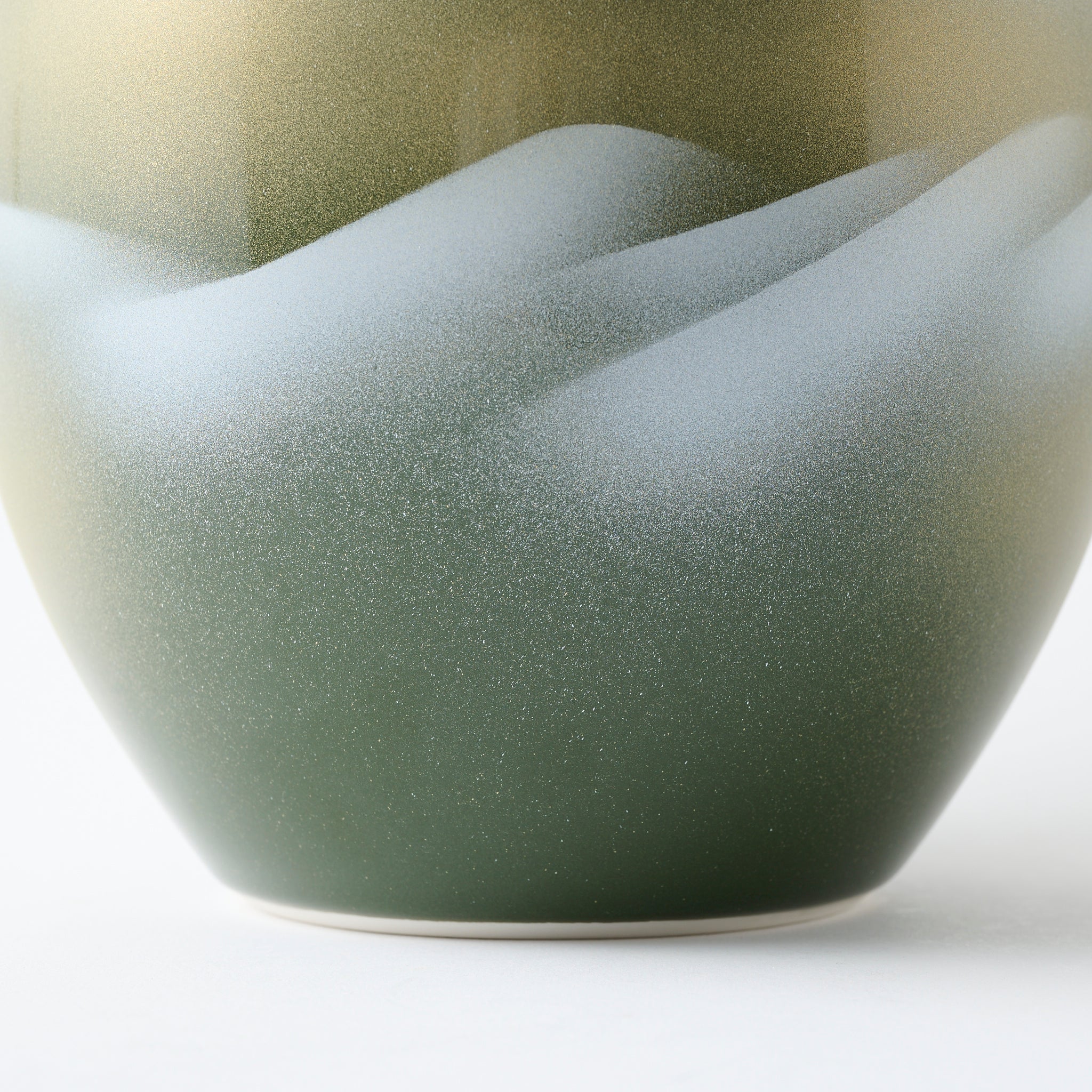 Misty Mountain Landscape Japanese Flower Vase with Stand - JAPAN KUTANI SHOP
