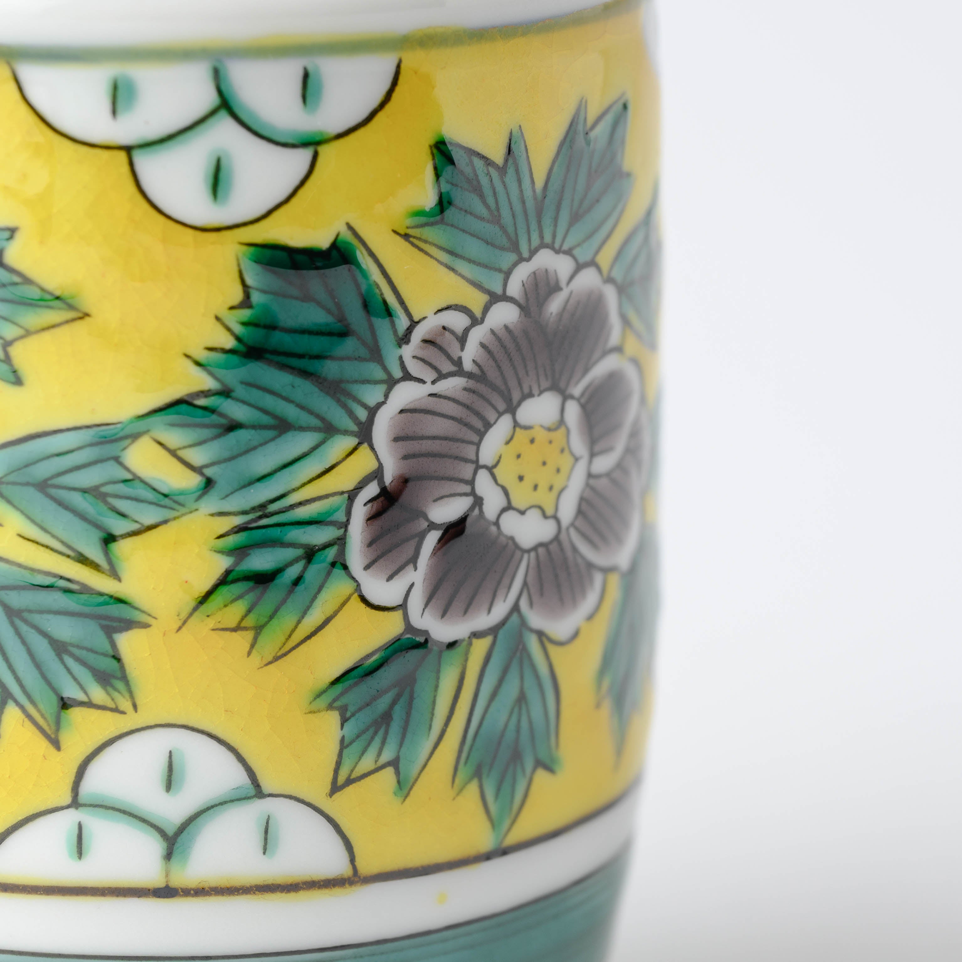 Yoshidaya Peony Yunomi Japanese Teacup Pair - JAPAN KUTANI SHOP