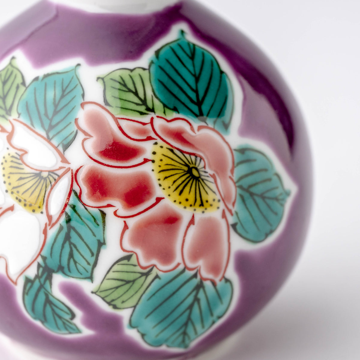 Sasanqua and Butterfly Soy Sauce Dispenser