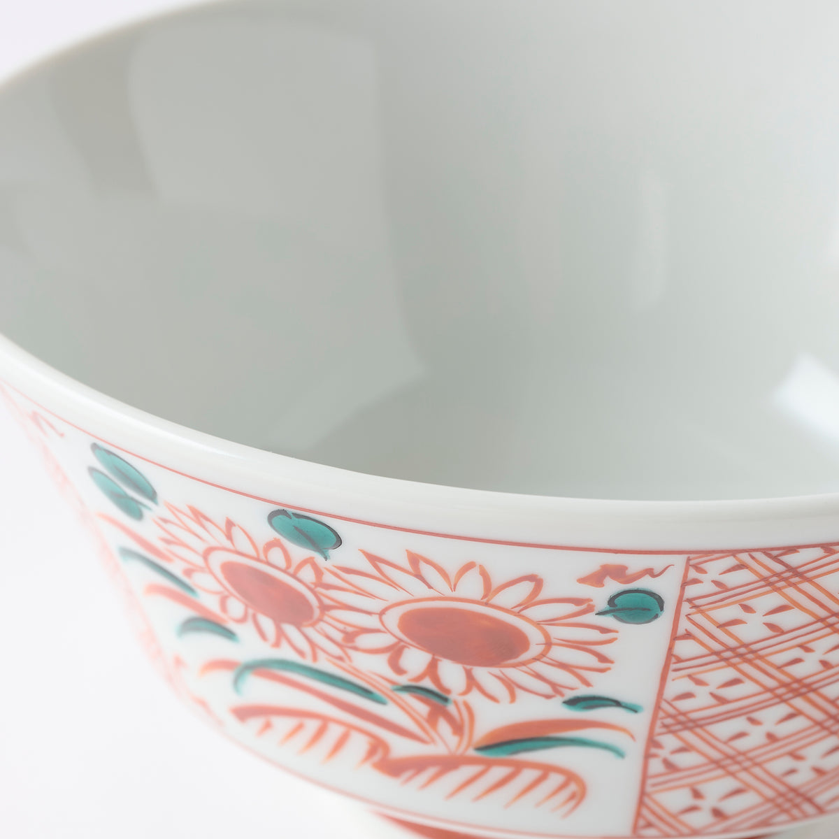 Akae Botanical Medium Bowl
