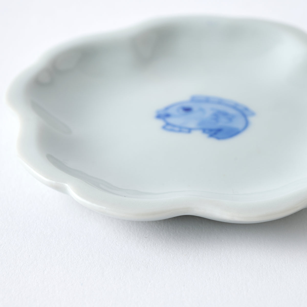 Little Symbols of Luck Sauce Plate - JAPAN KUTANI SHOP