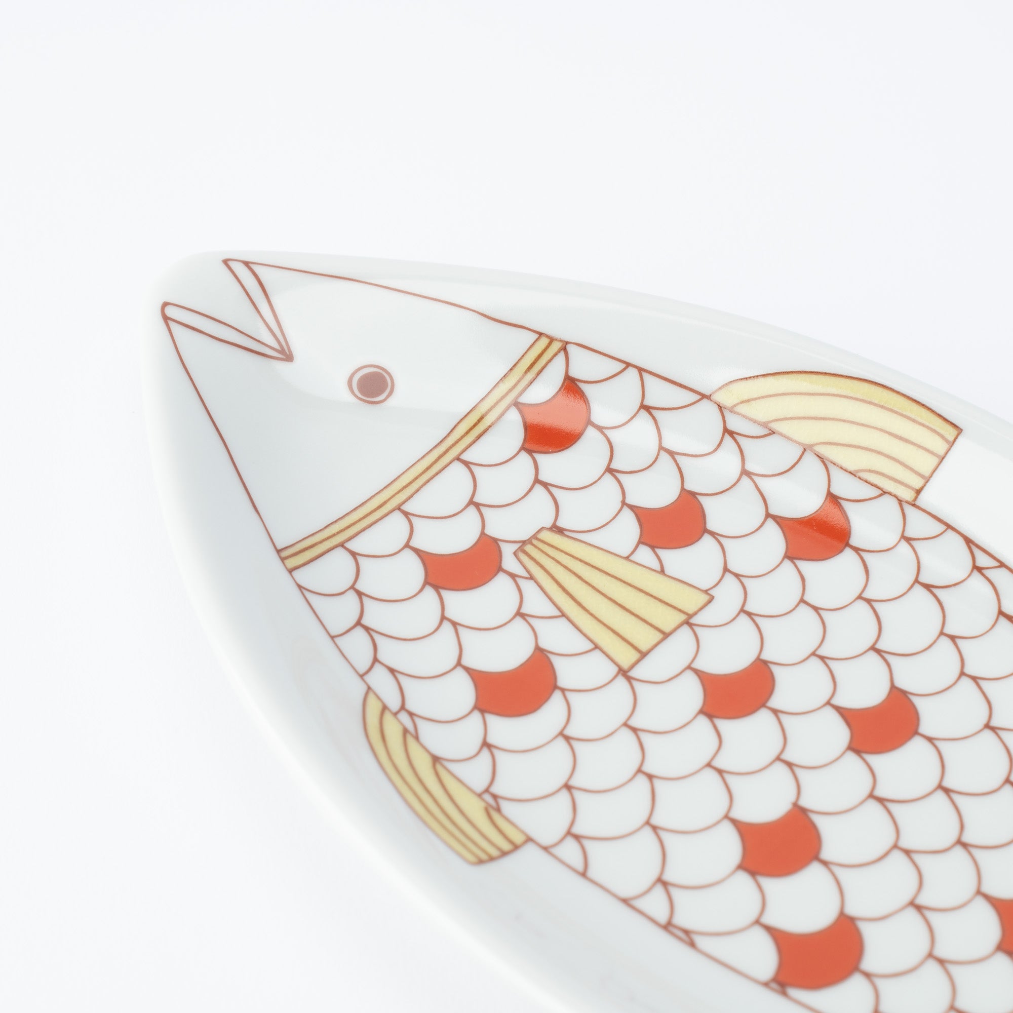 Fish Shaped Dinner Plate - JAPAN KUTANI SHOP