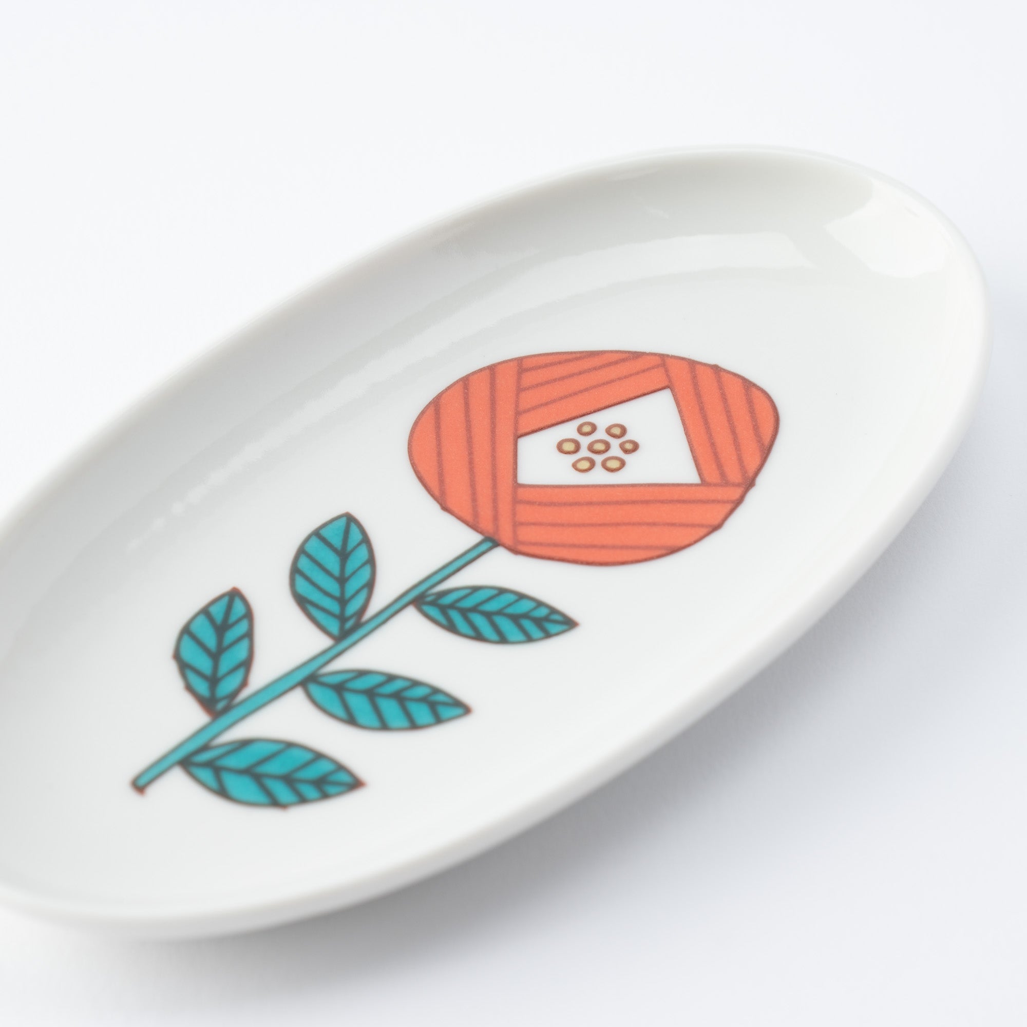 Single Bloom Oval Side Plate