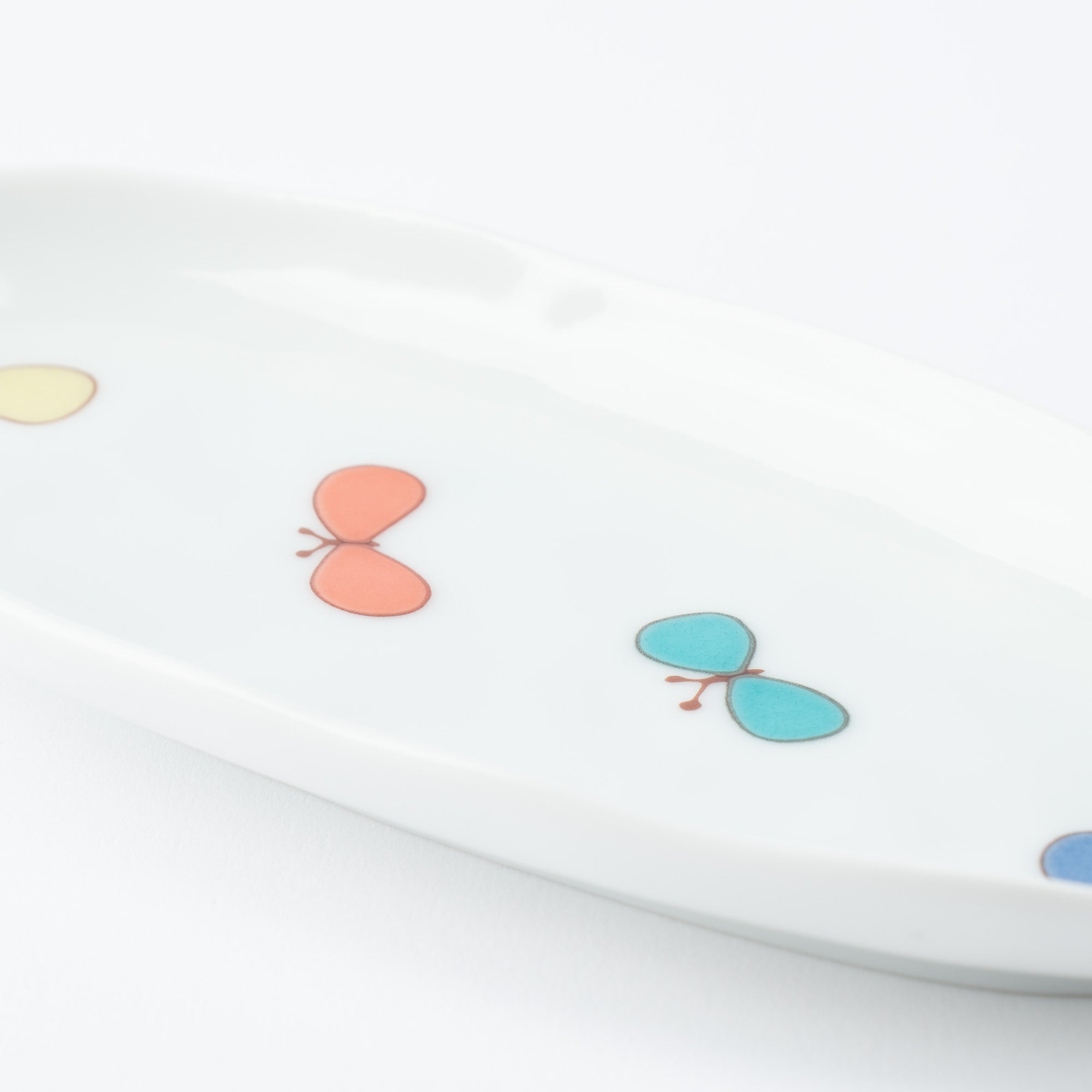 Playful Pattern Oval Side Plate