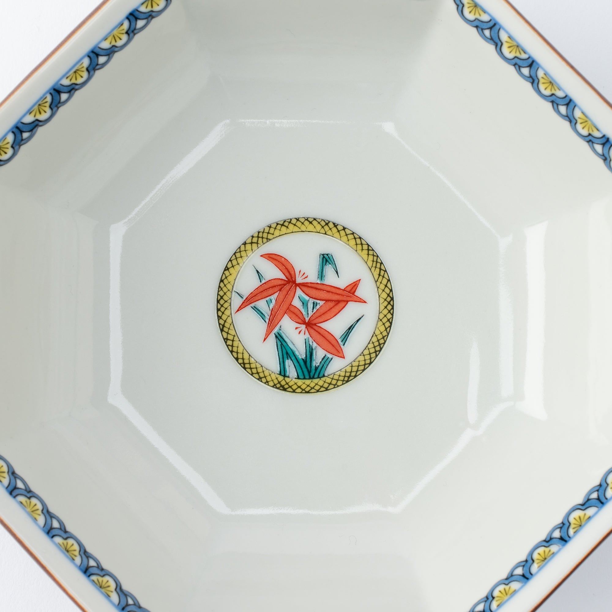 Noble Shikunshi Medium Bowl