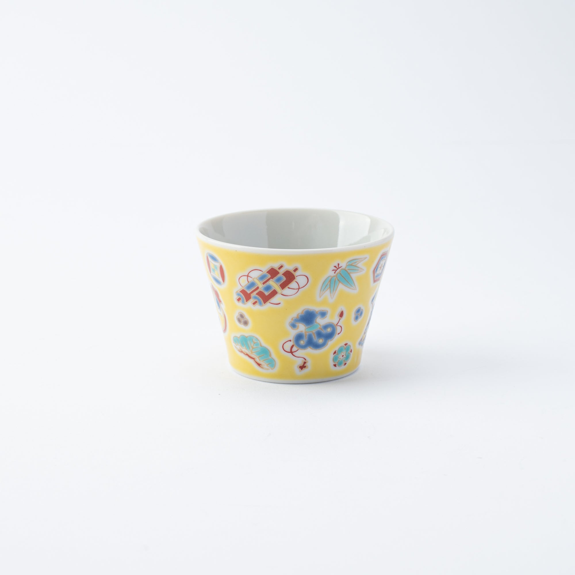 Classic Palette Guinomi Sake Cup - JAPAN KUTANI SHOP