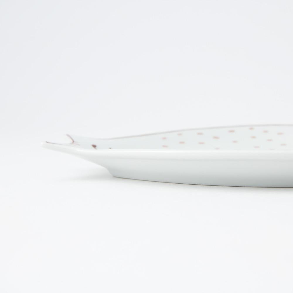 Harekutani Cat Plate - MUSUBI KILN - Handmade Japanese Tableware and Japanese Dinnerware