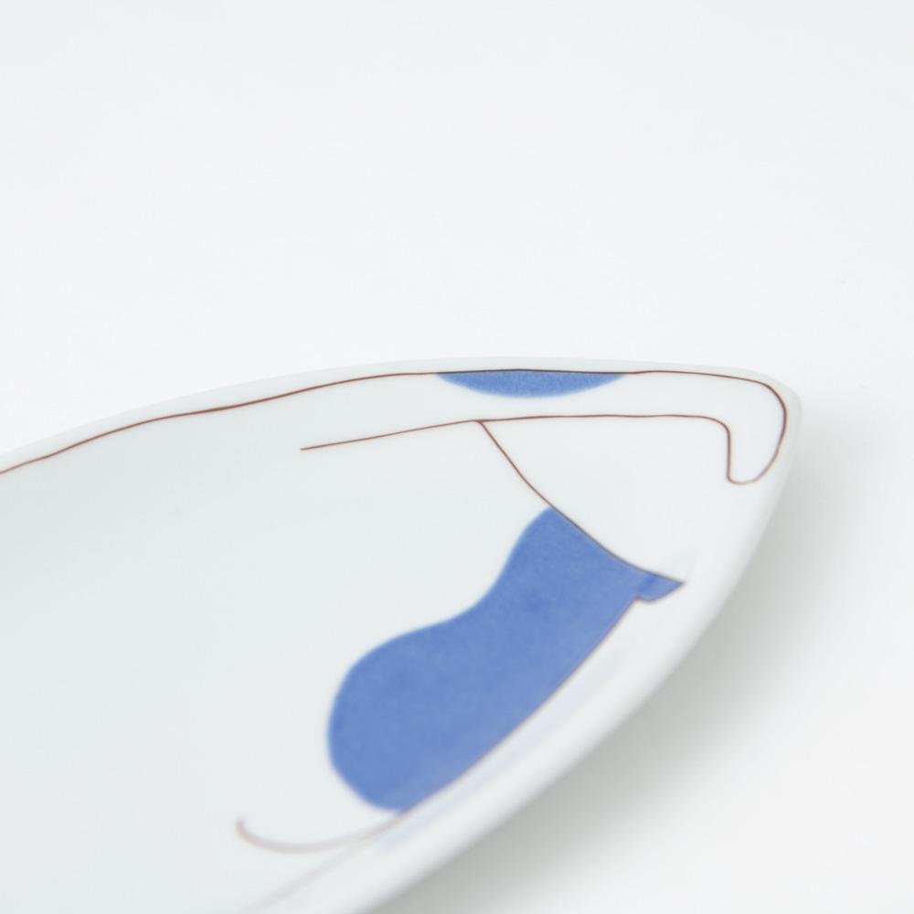 Harekutani Cat Plate - MUSUBI KILN - Handmade Japanese Tableware and Japanese Dinnerware